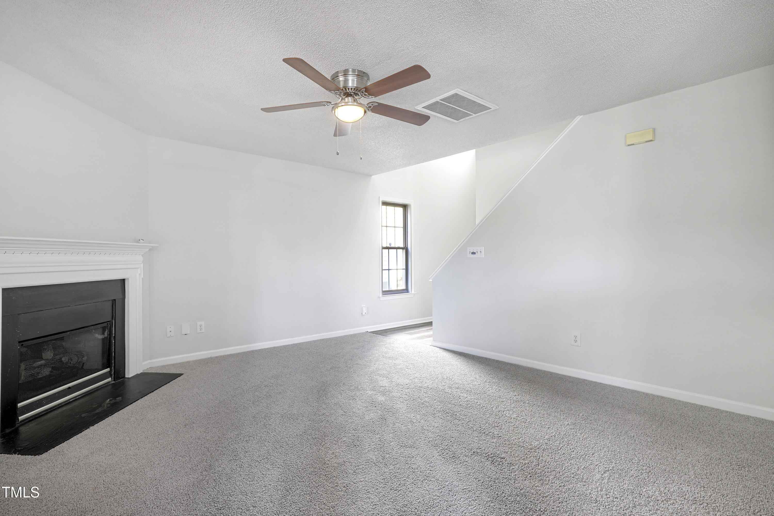 5456 Grand Traverse Drive Property Photo 6