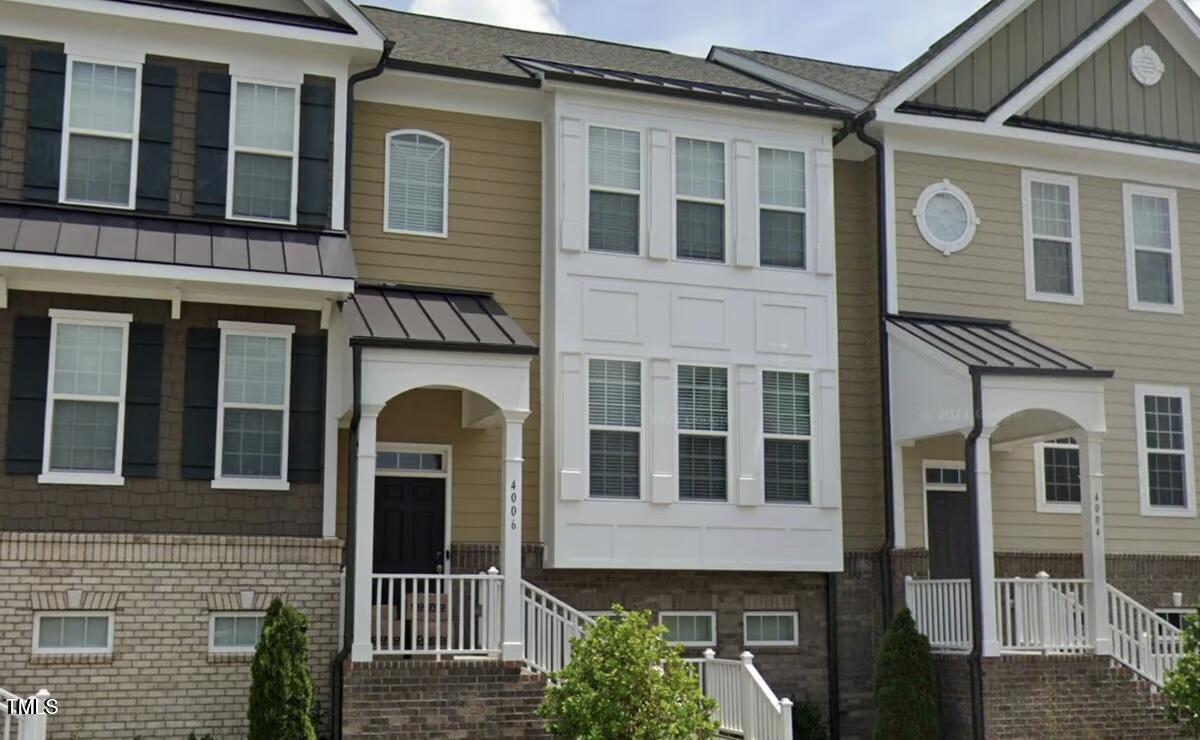 Apex Real Estate Listings Main Image