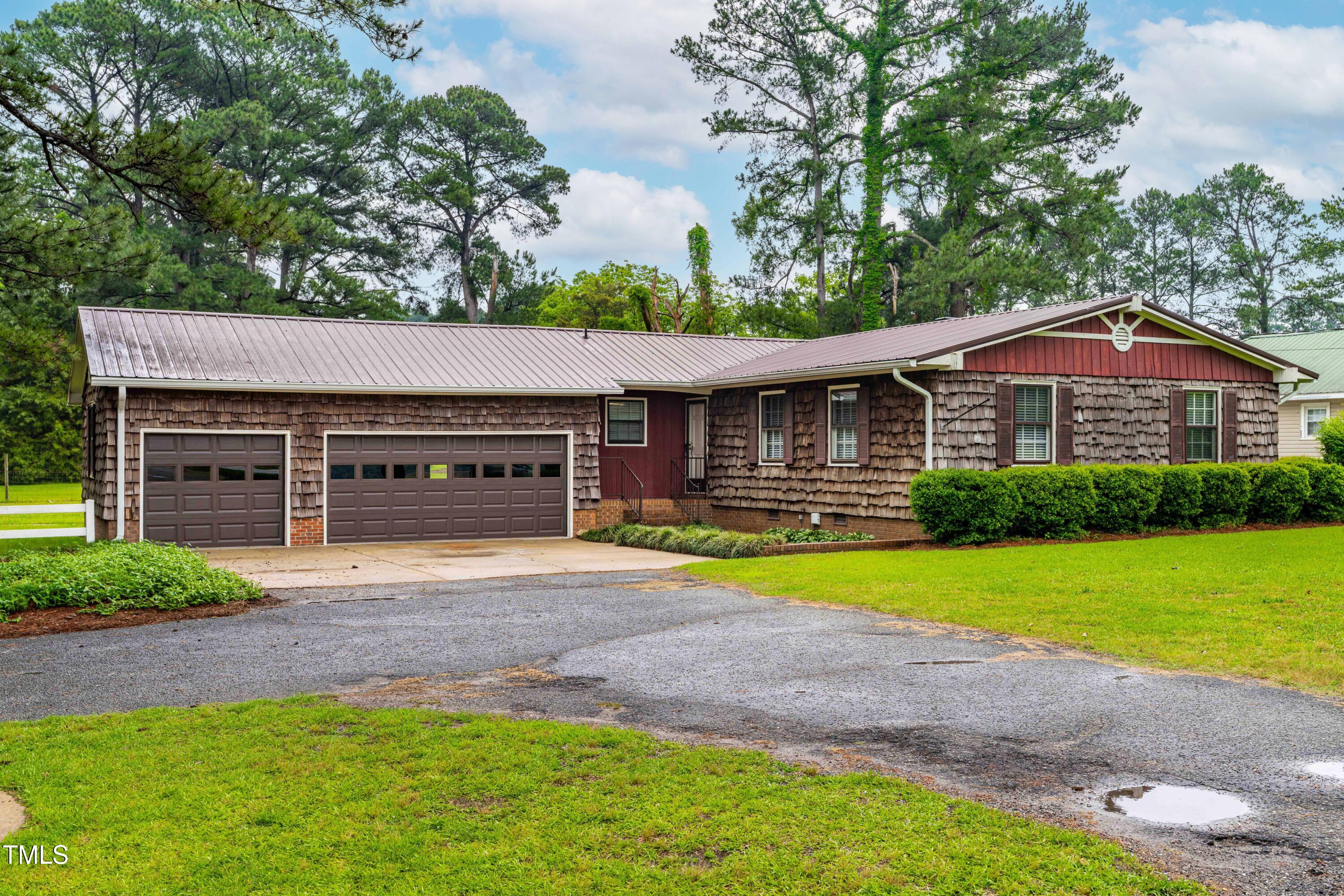 5920 Hobbton Highway Property Photo