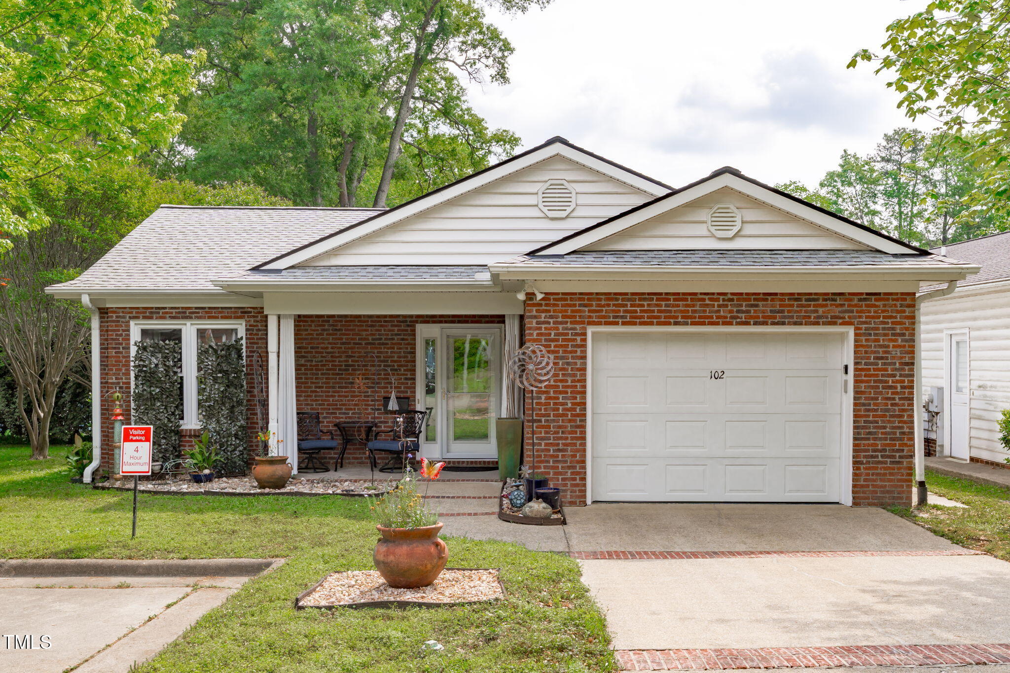 102 Fairgrove Way Way Property Photo