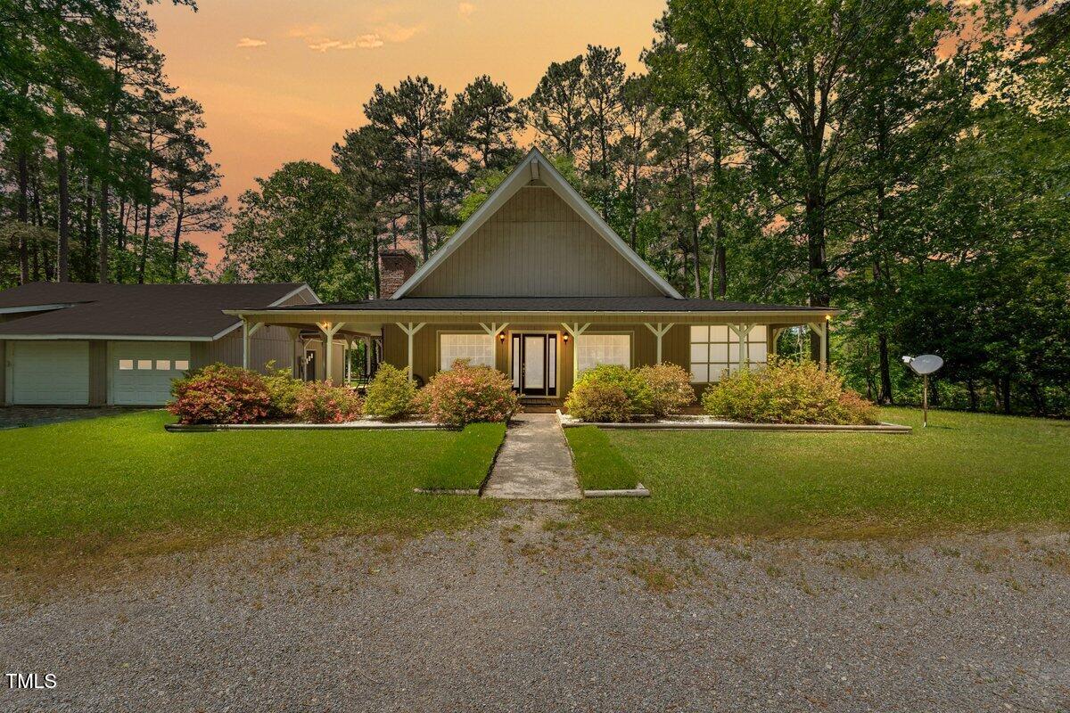 Real Estate Main Image