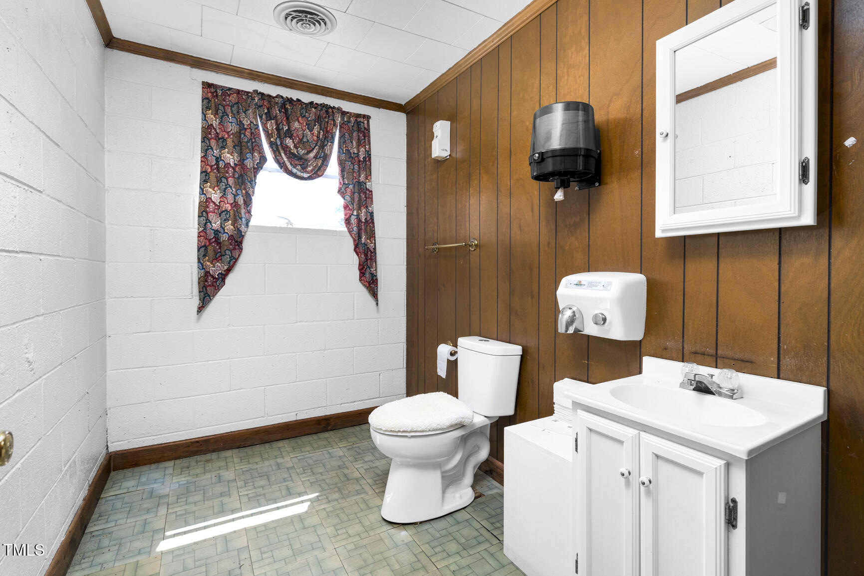 408 Cokey Road Property Photo 26