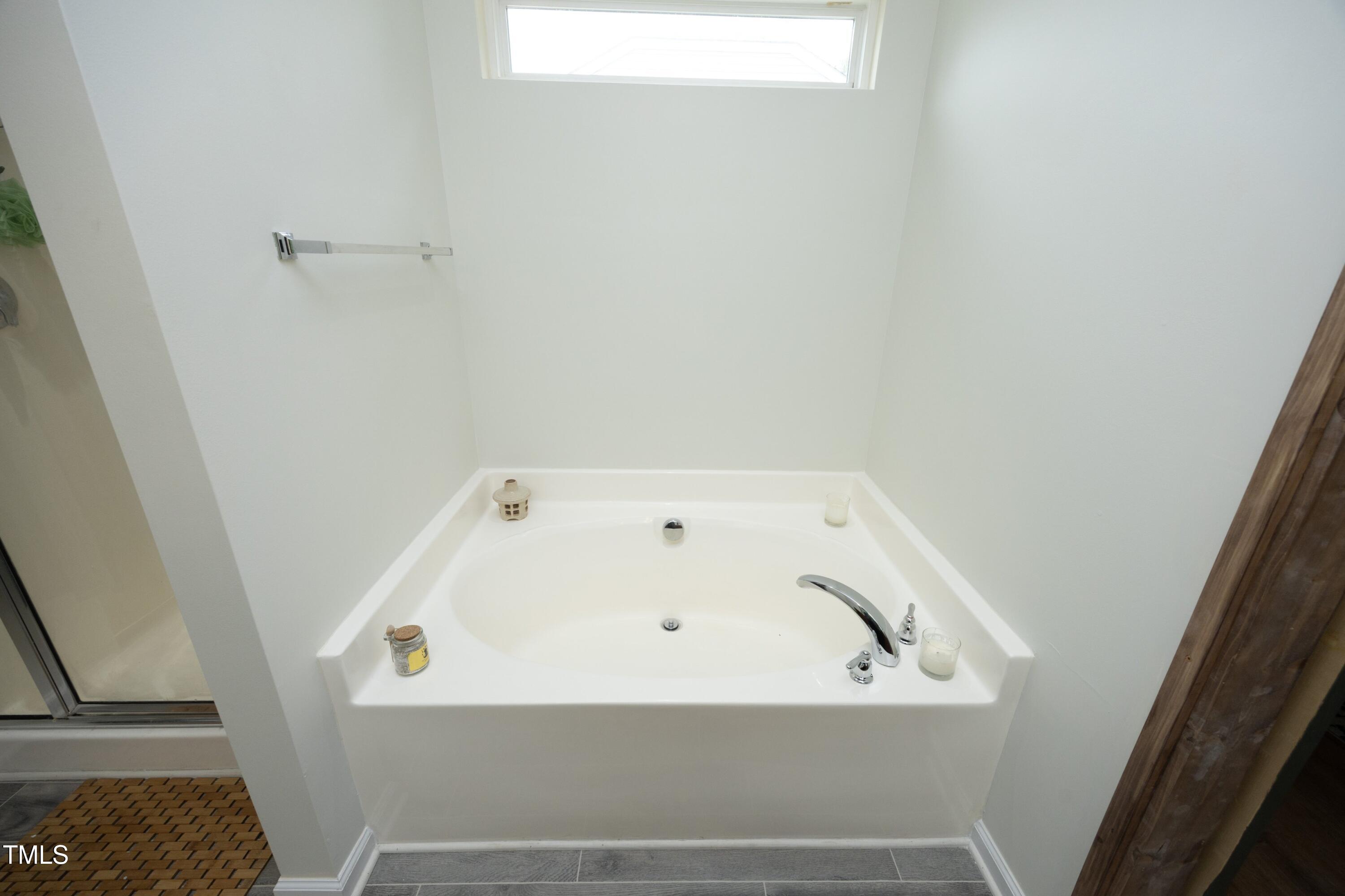 1106 Red Crest Ln Property Photo 27