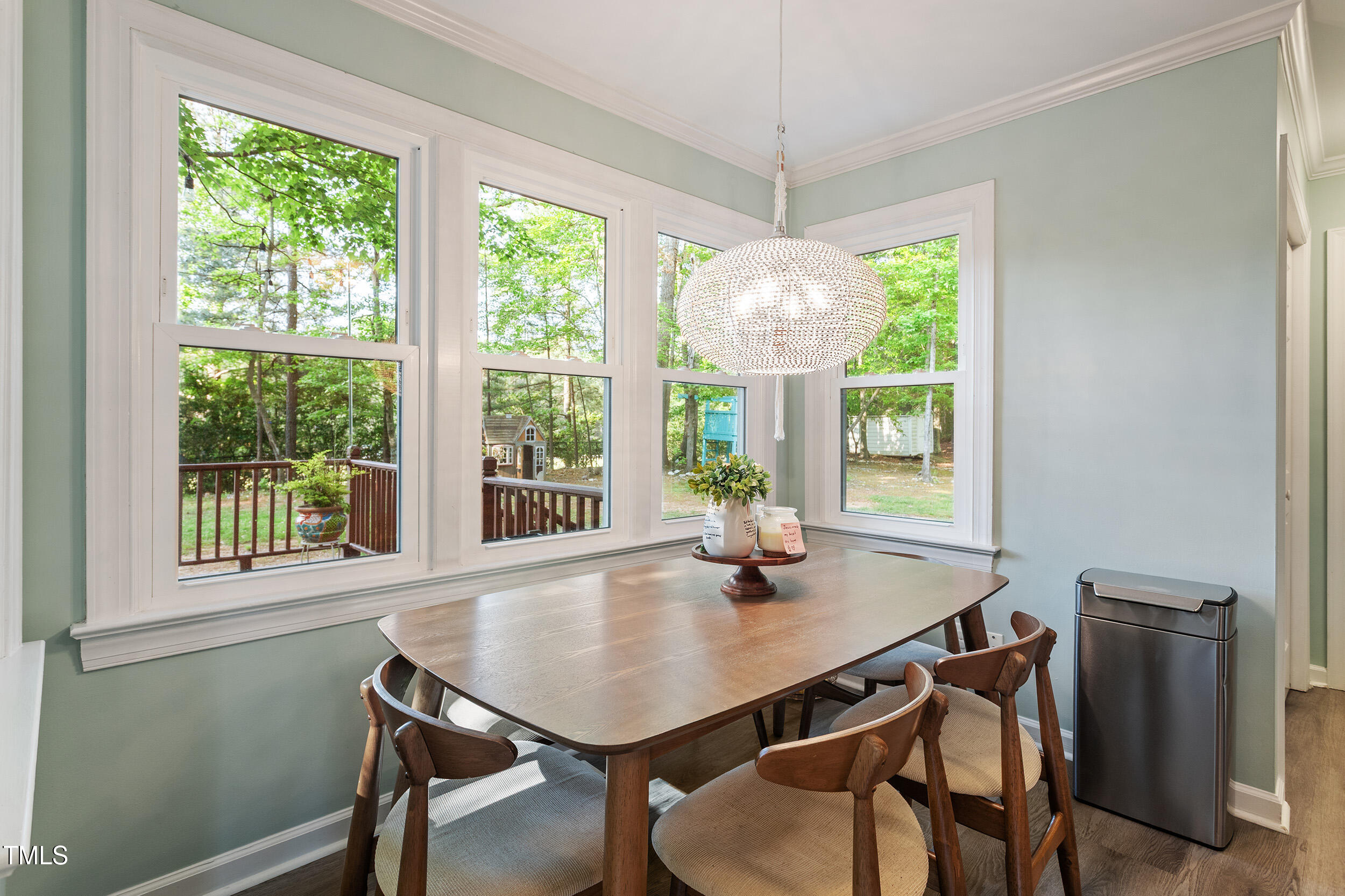 404 Cary Pines Drive Property Photo 11