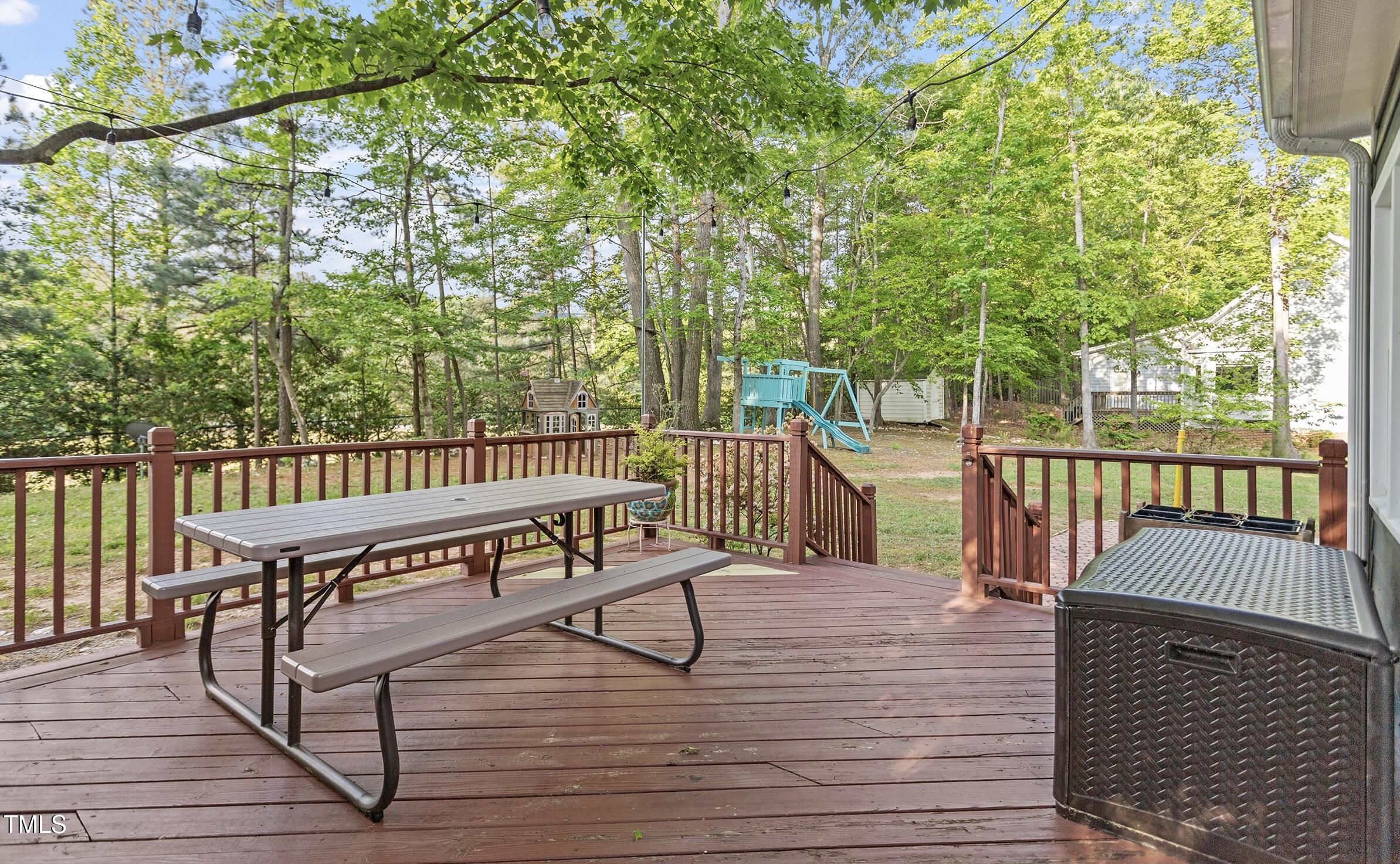 404 Cary Pines Drive Property Photo 18