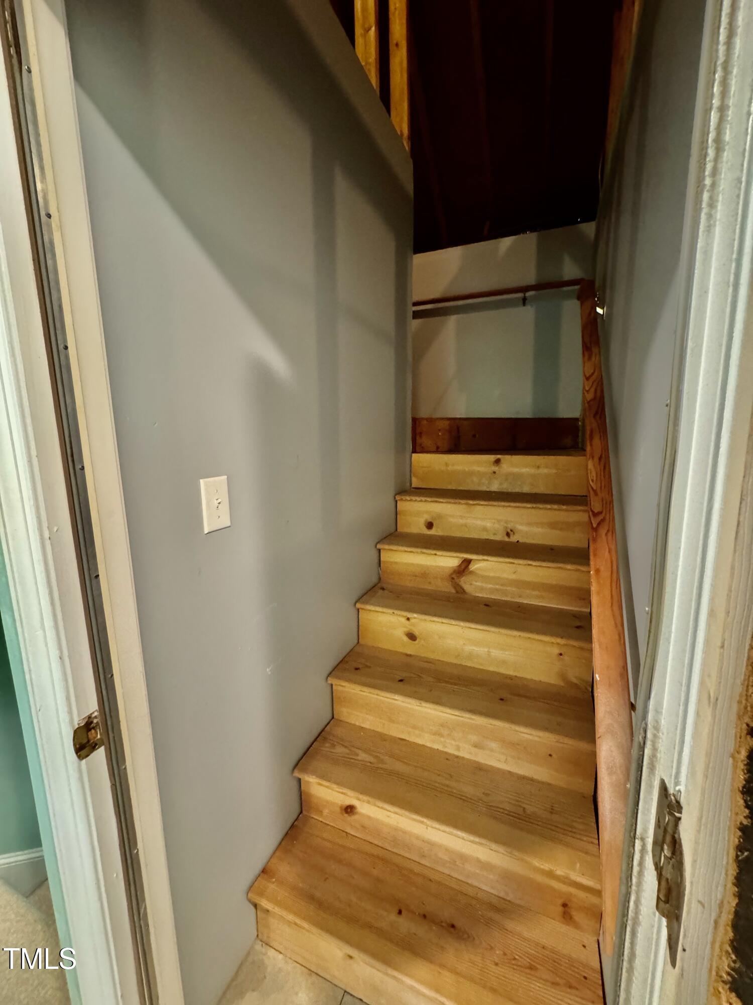404 Cary Pines Drive Property Photo 27