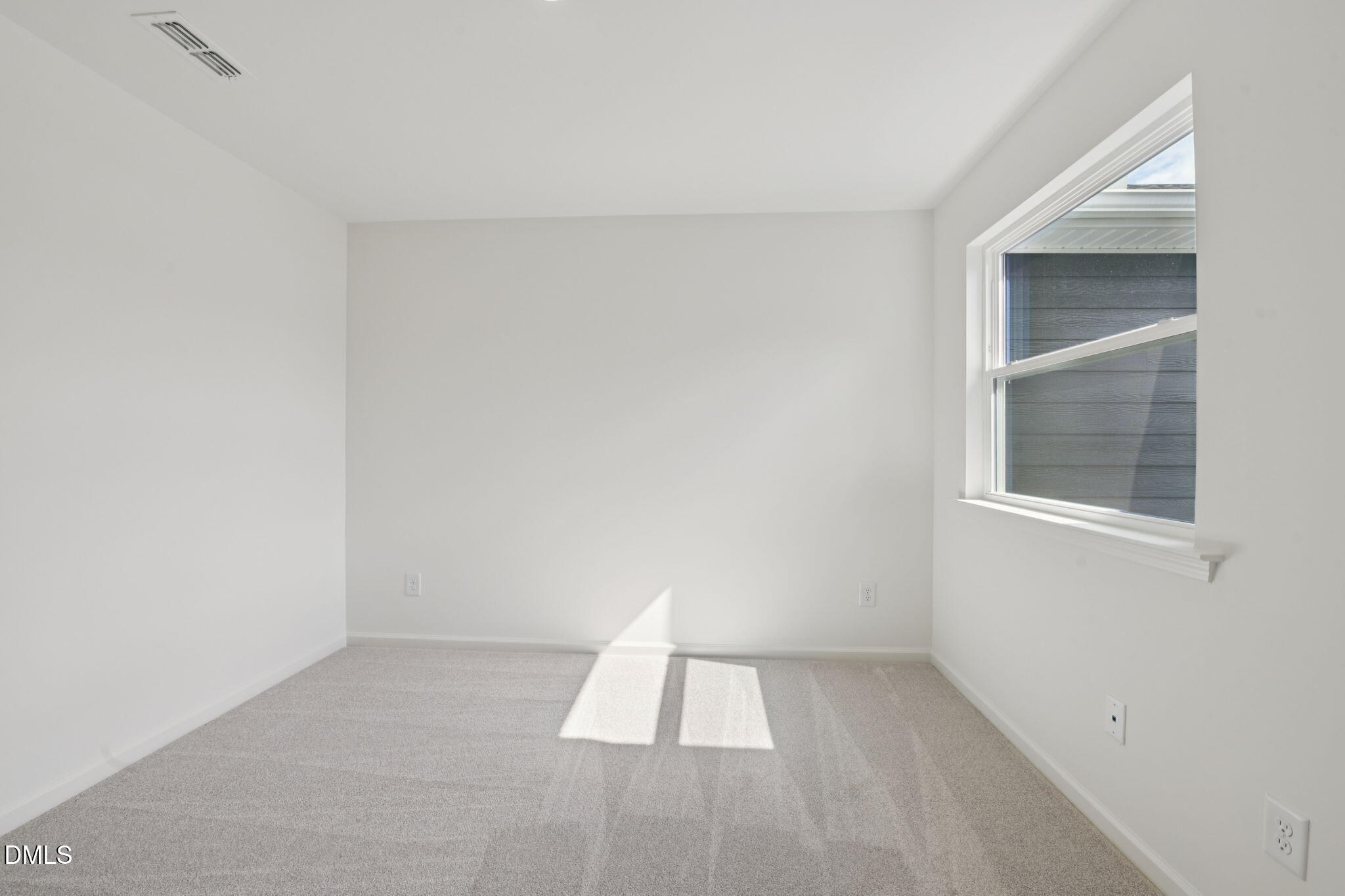 2027 Oakdale Drive Property Photo 20