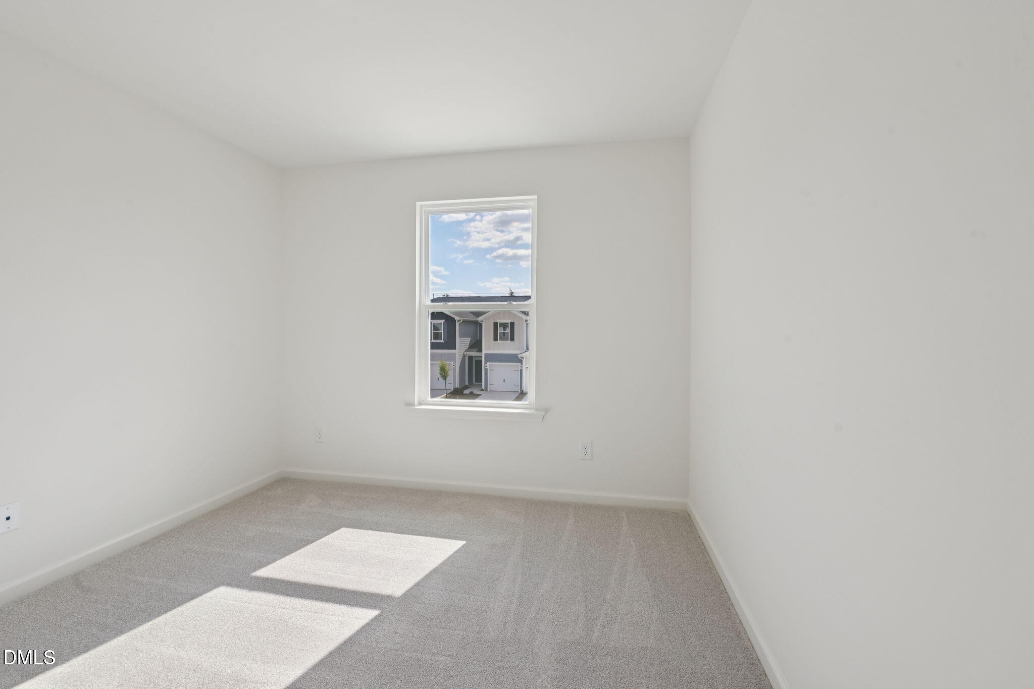 2027 Oakdale Drive Property Photo 22