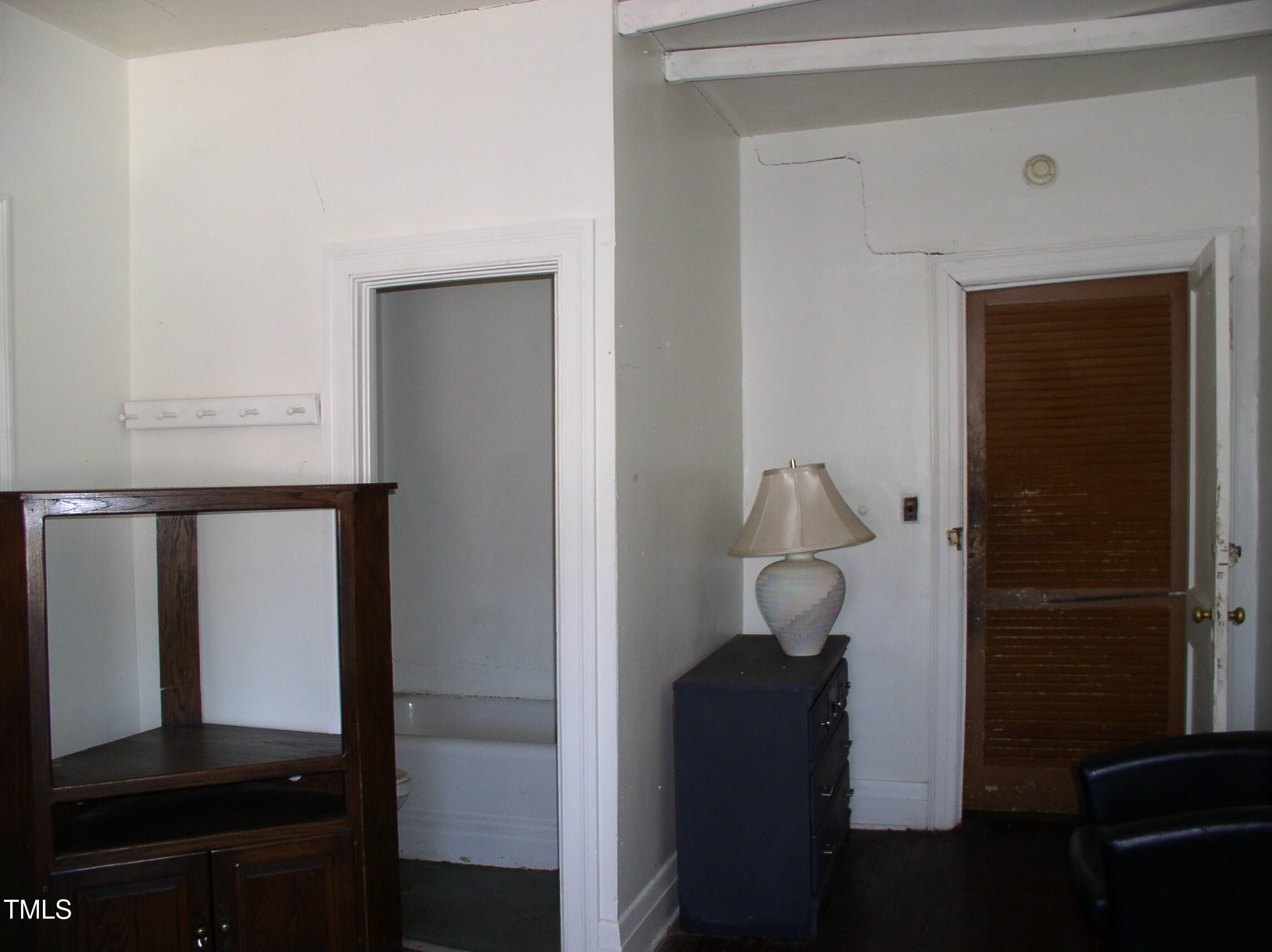 1010 1012 S Garnett Street Property Photo 10