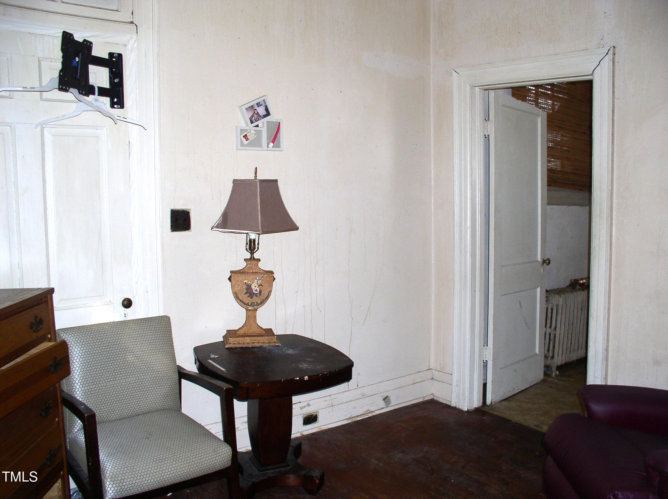 1010 1012 S Garnett Street Property Photo 16