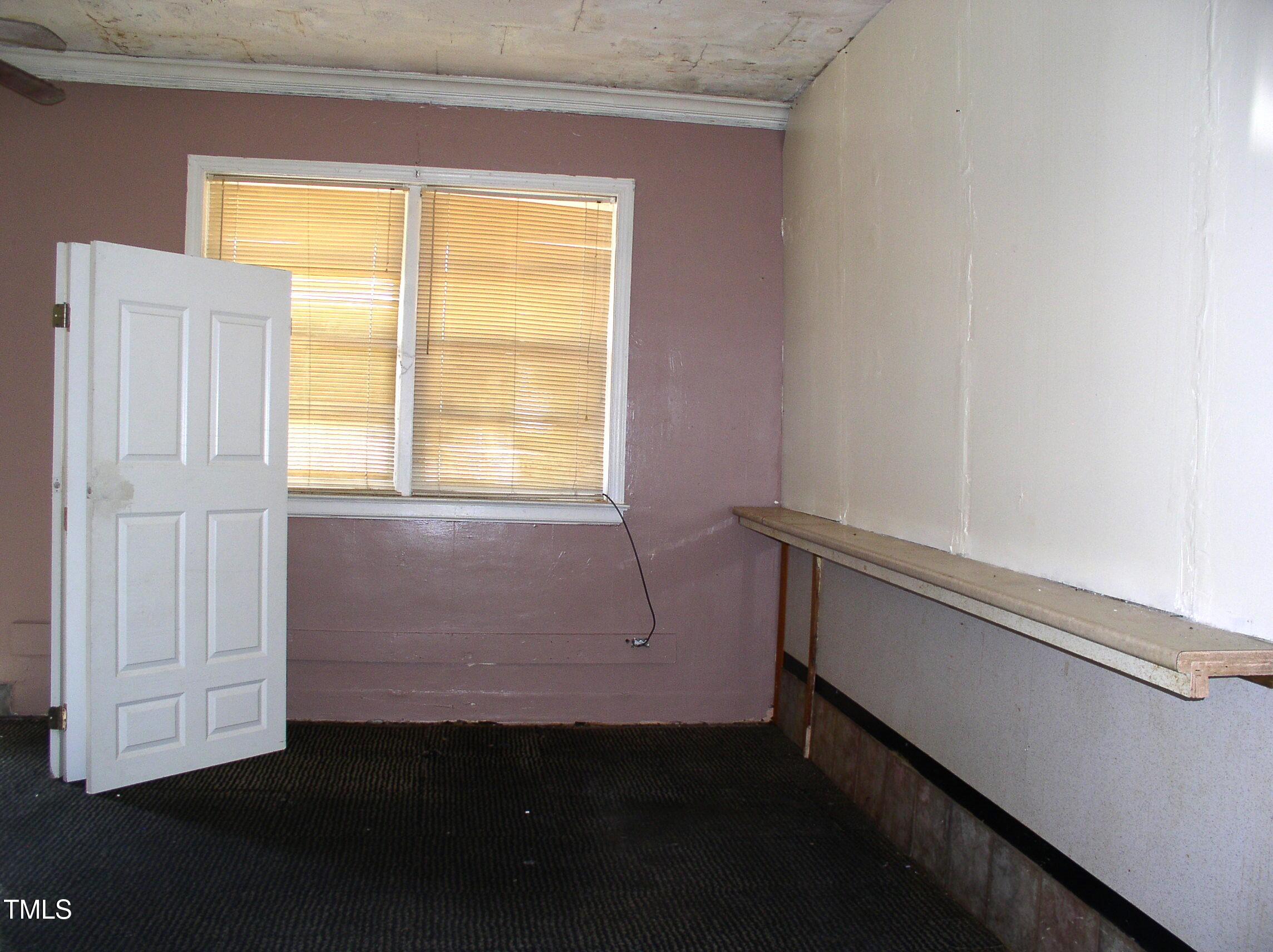1010 1012 S Garnett Street Property Photo 19