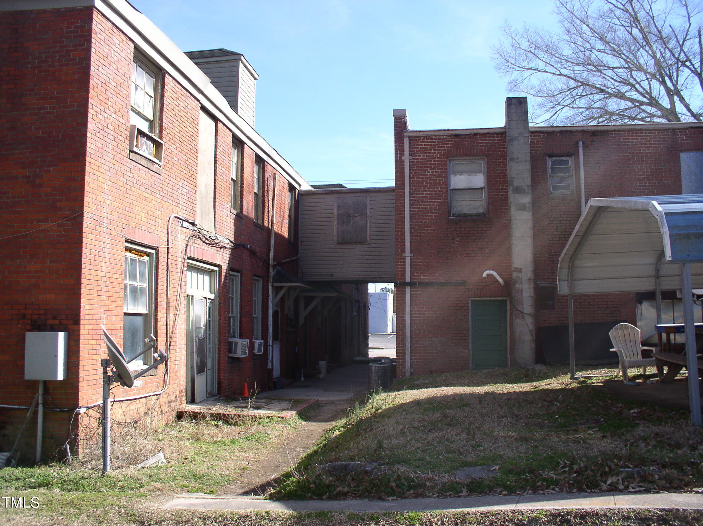 1010 1012 S Garnett Street Property Photo 24