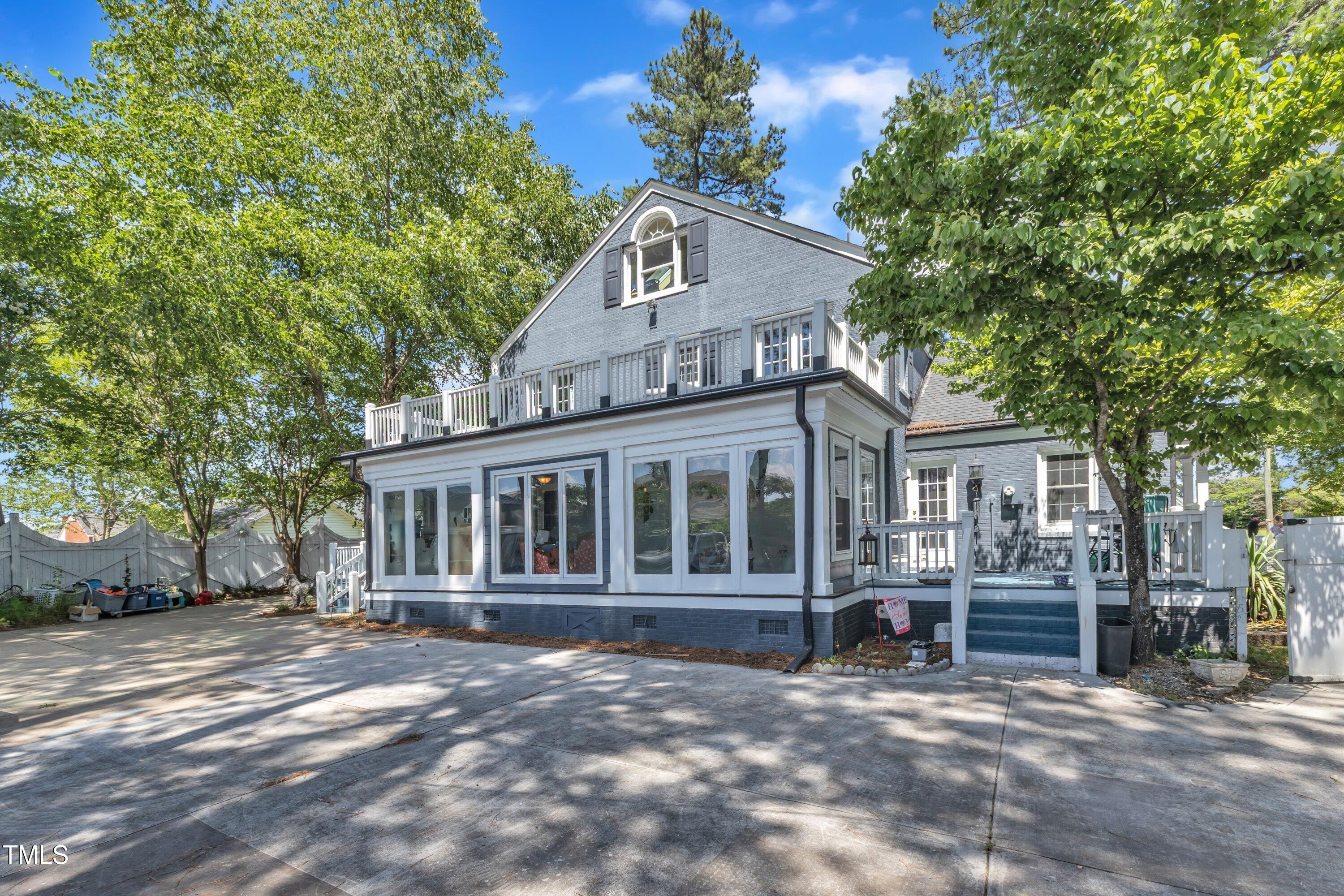 300 S Pine Street Property Photo 46