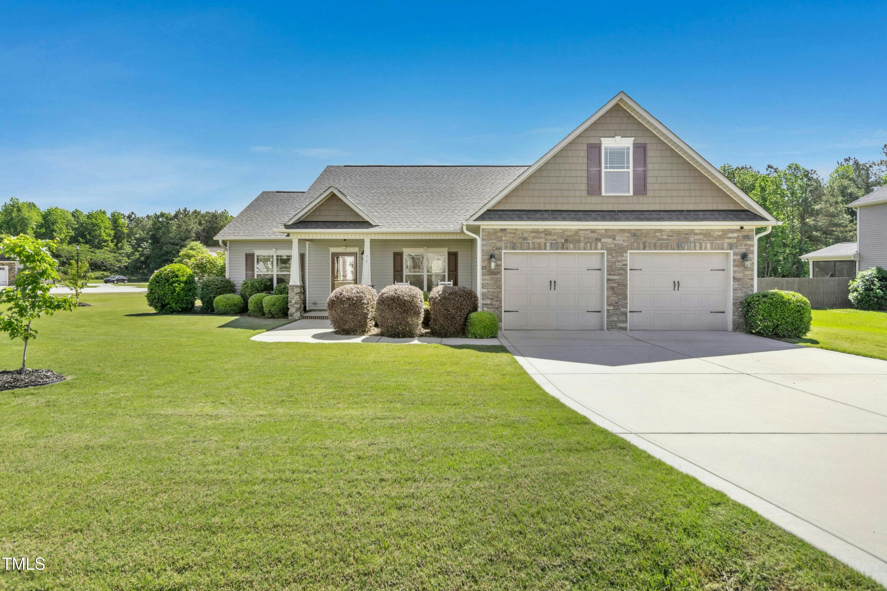 17 Kaki Court Property Photo
