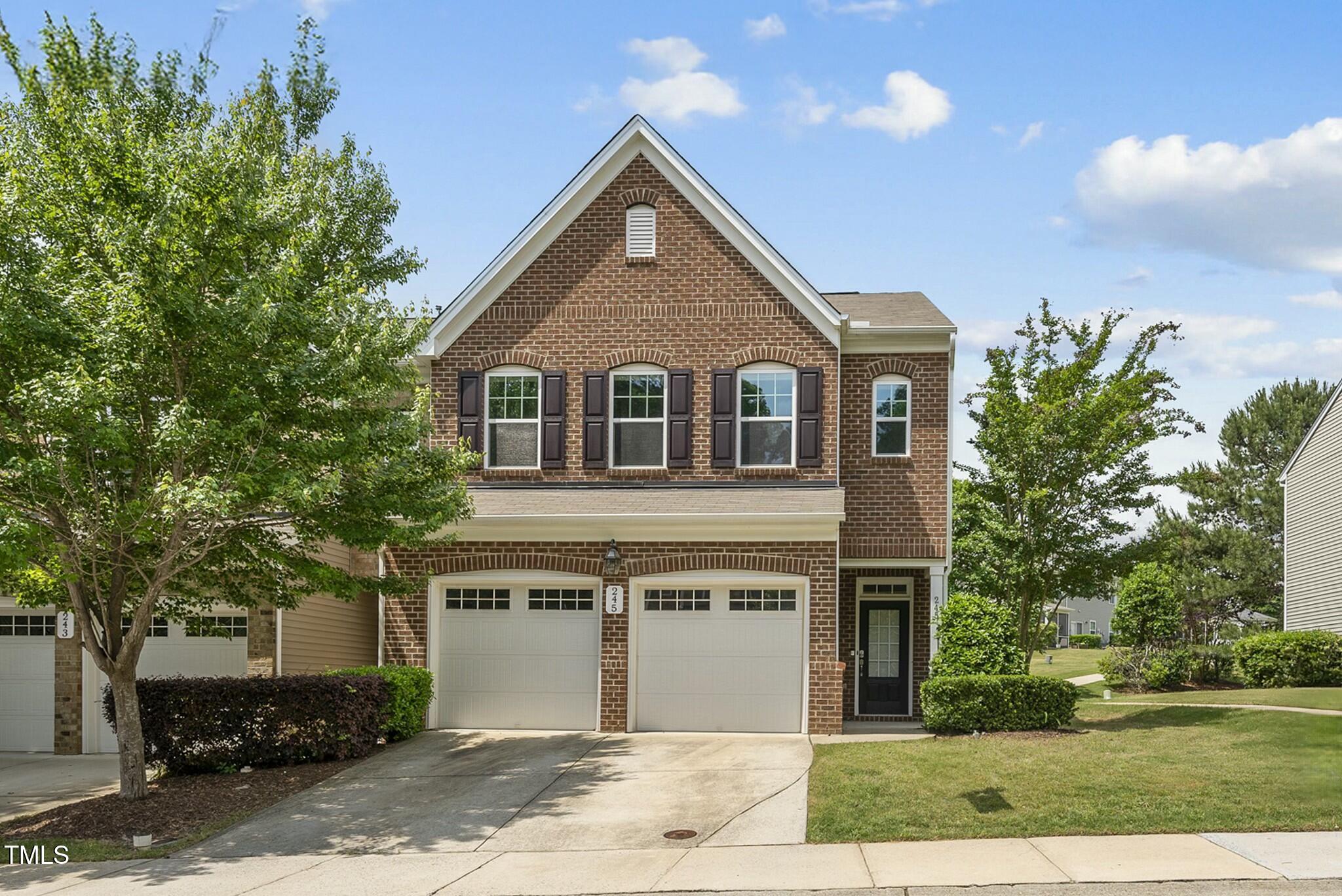 245 Kylemore Circle Property Photo 1