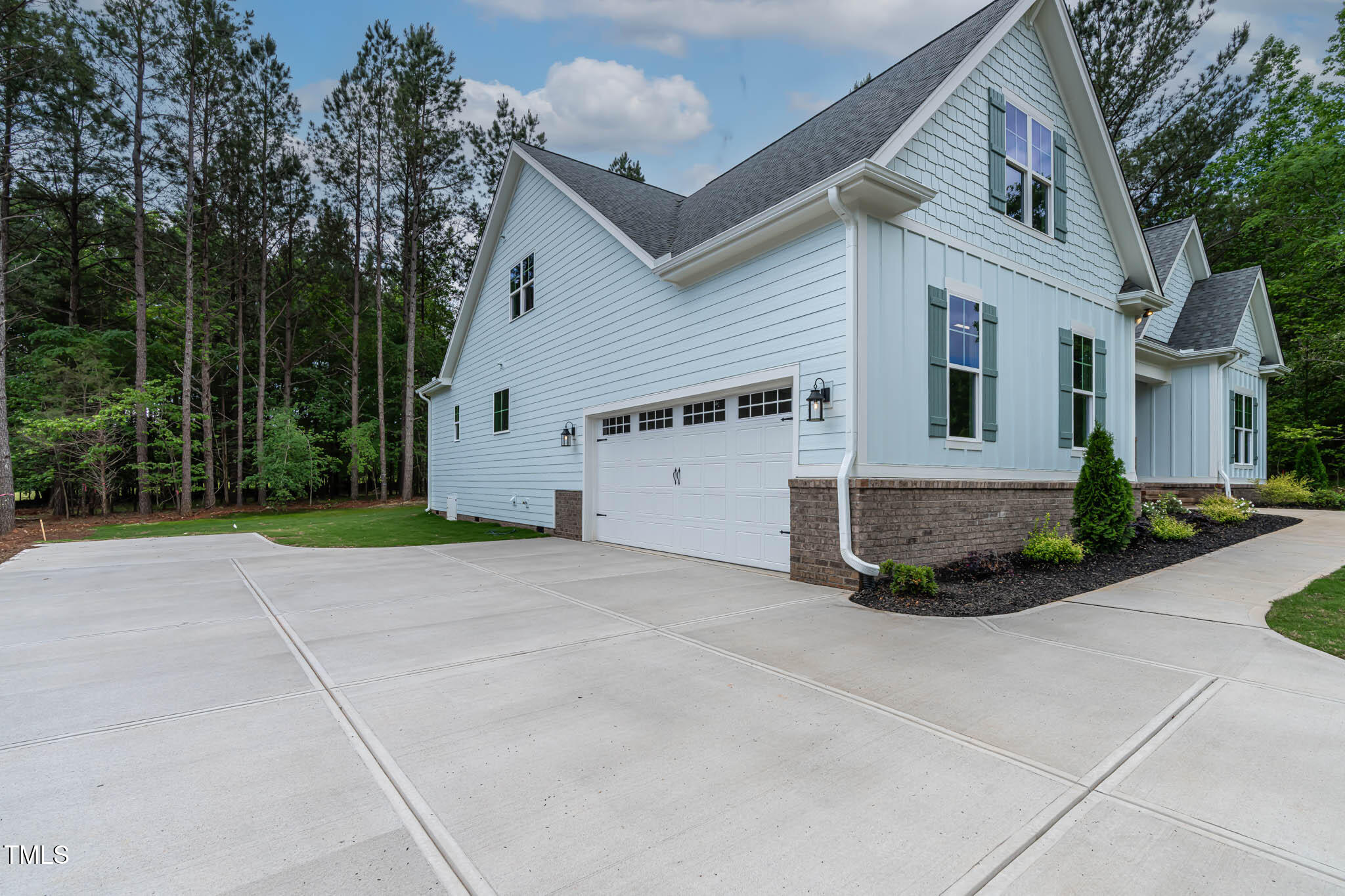 1218 Red Cedar Court Property Photo 5