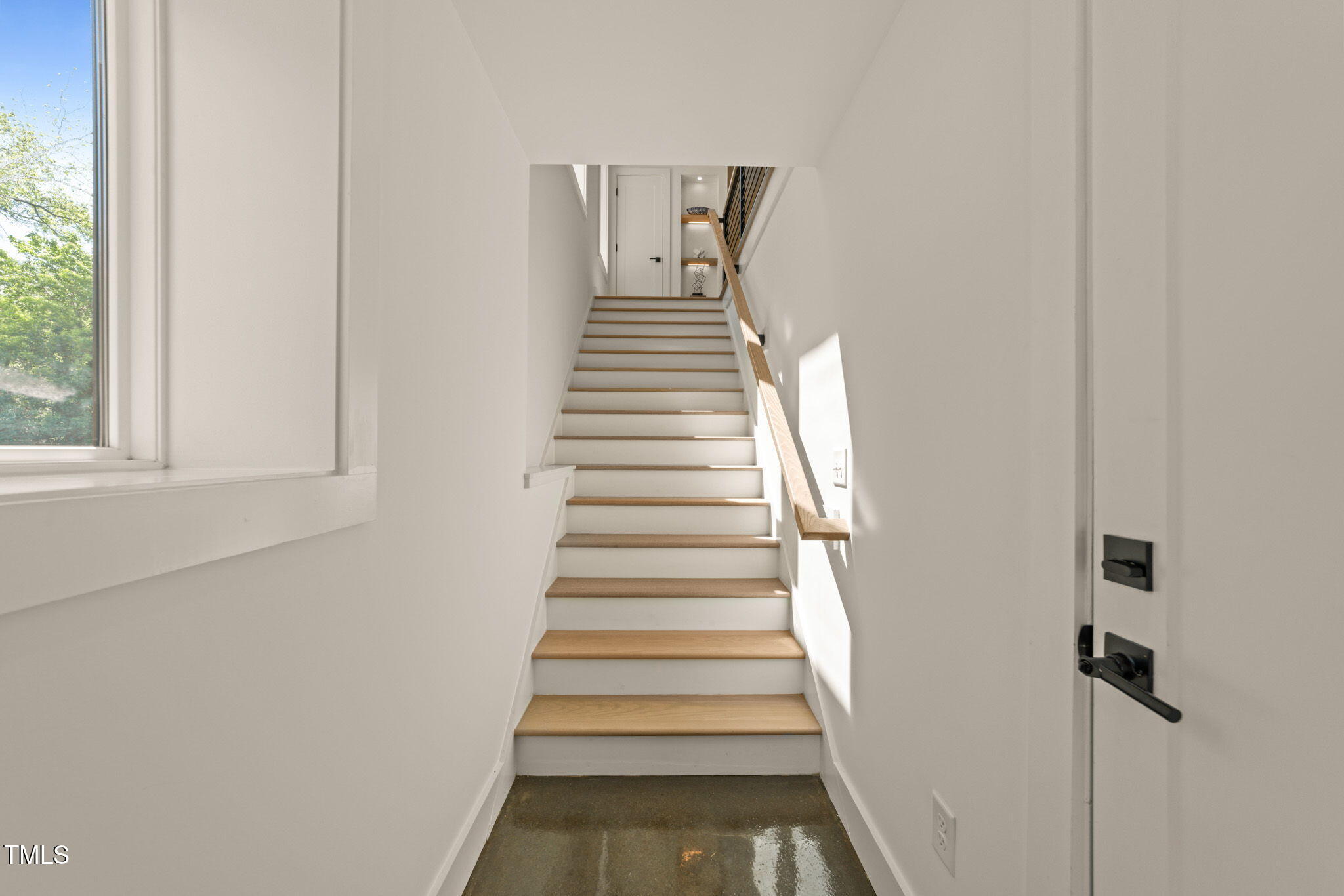 528 Bragg Street Property Photo 7