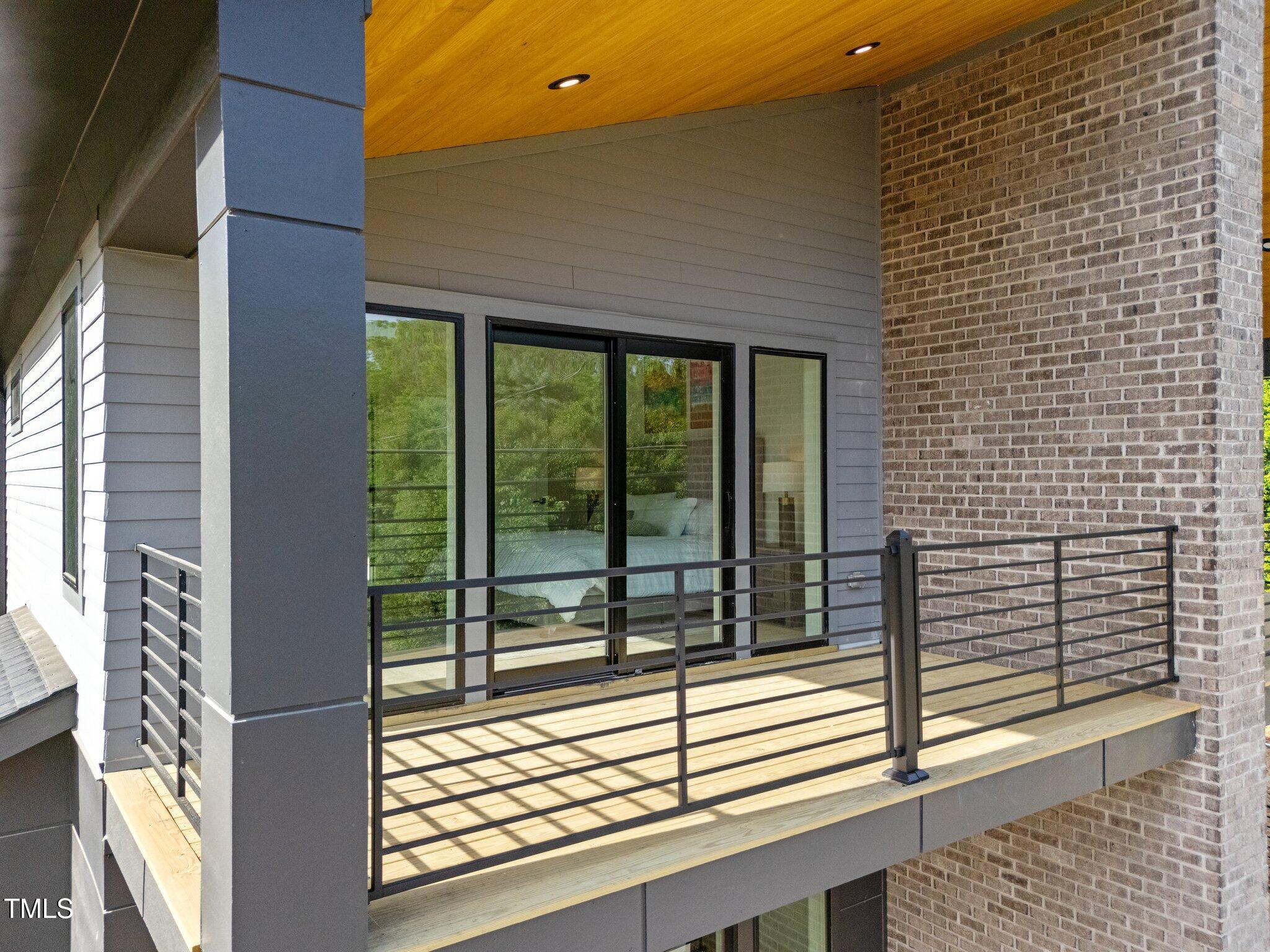 528 Bragg Street Property Photo 32