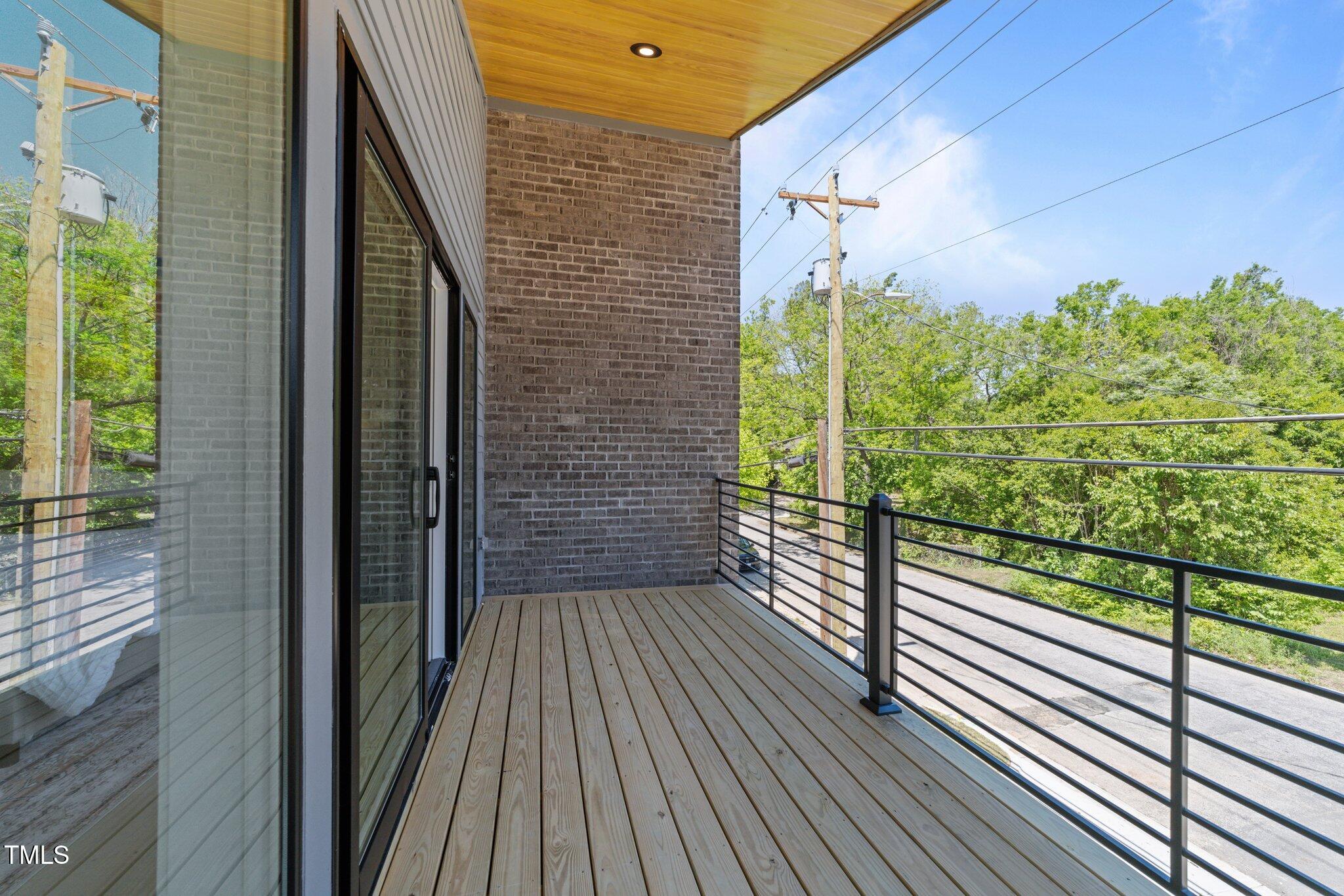 528 Bragg Street Property Photo 34