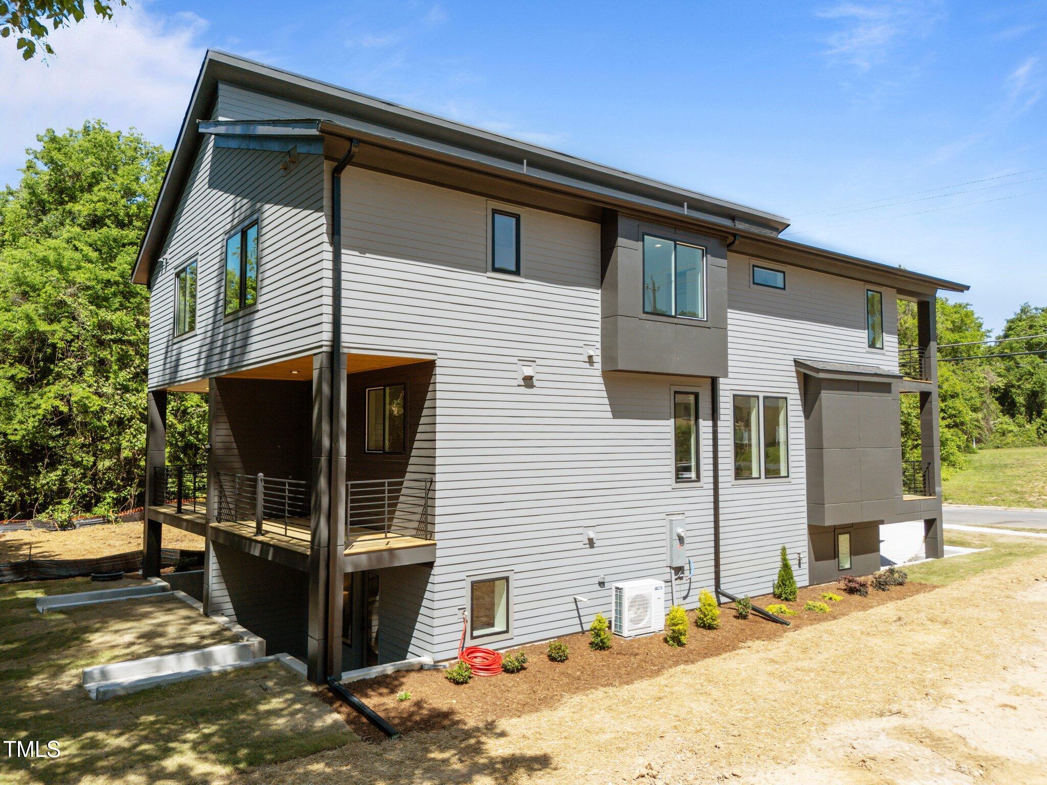 528 Bragg Street Property Photo 41