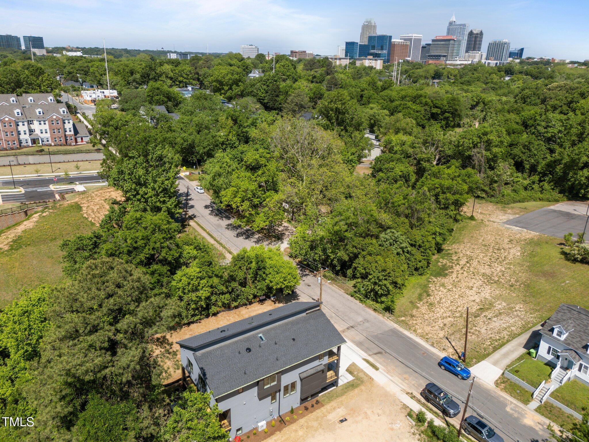 528 Bragg Street Property Photo 44