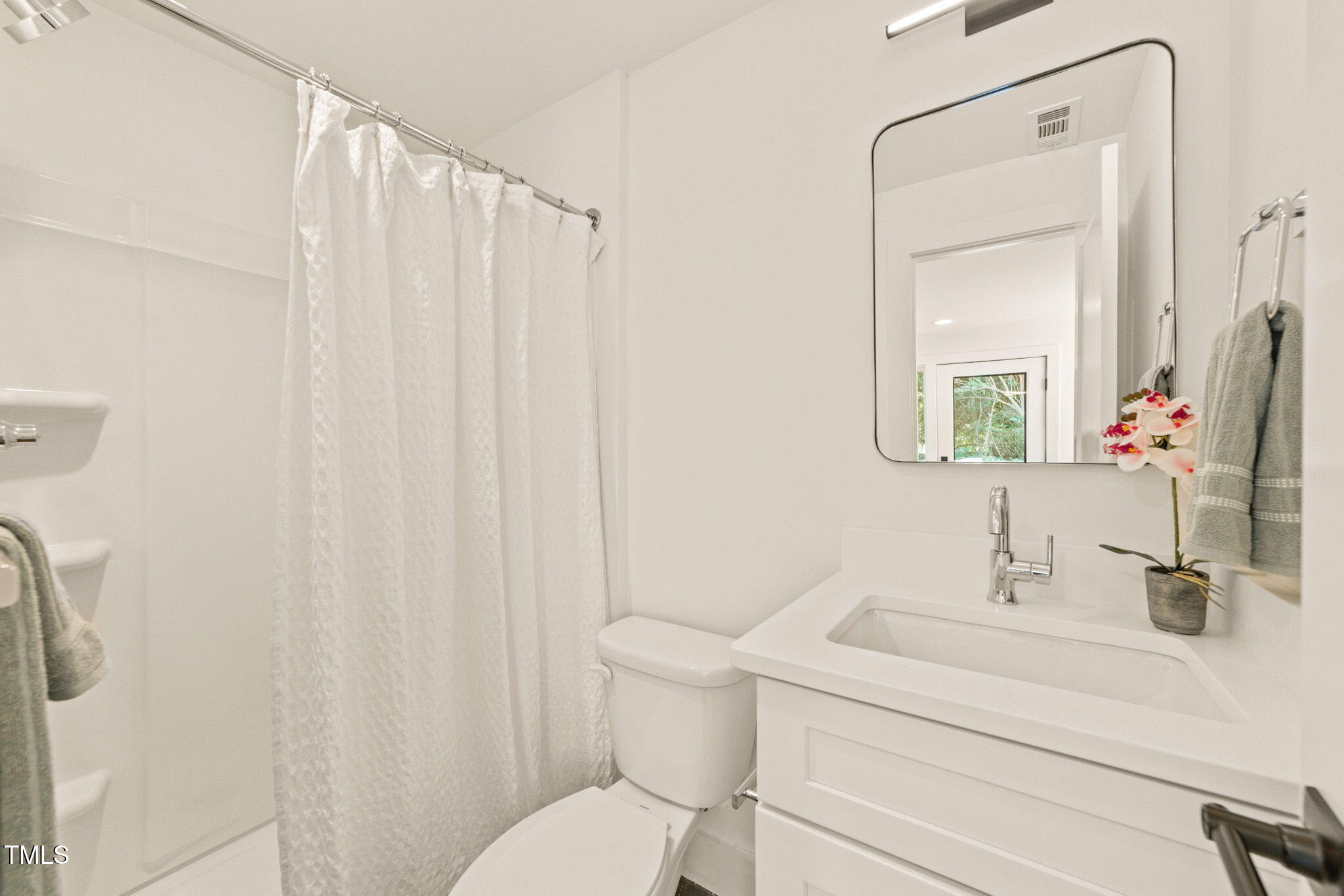 528 Bragg Street Property Photo 47