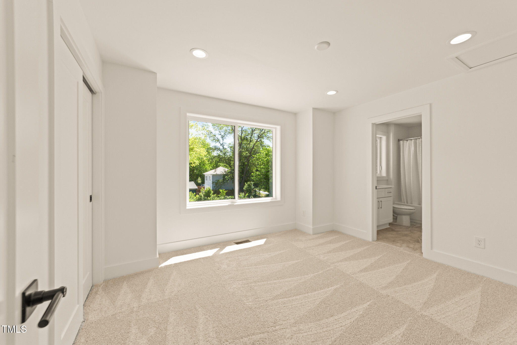 528 Bragg Street Property Photo 52