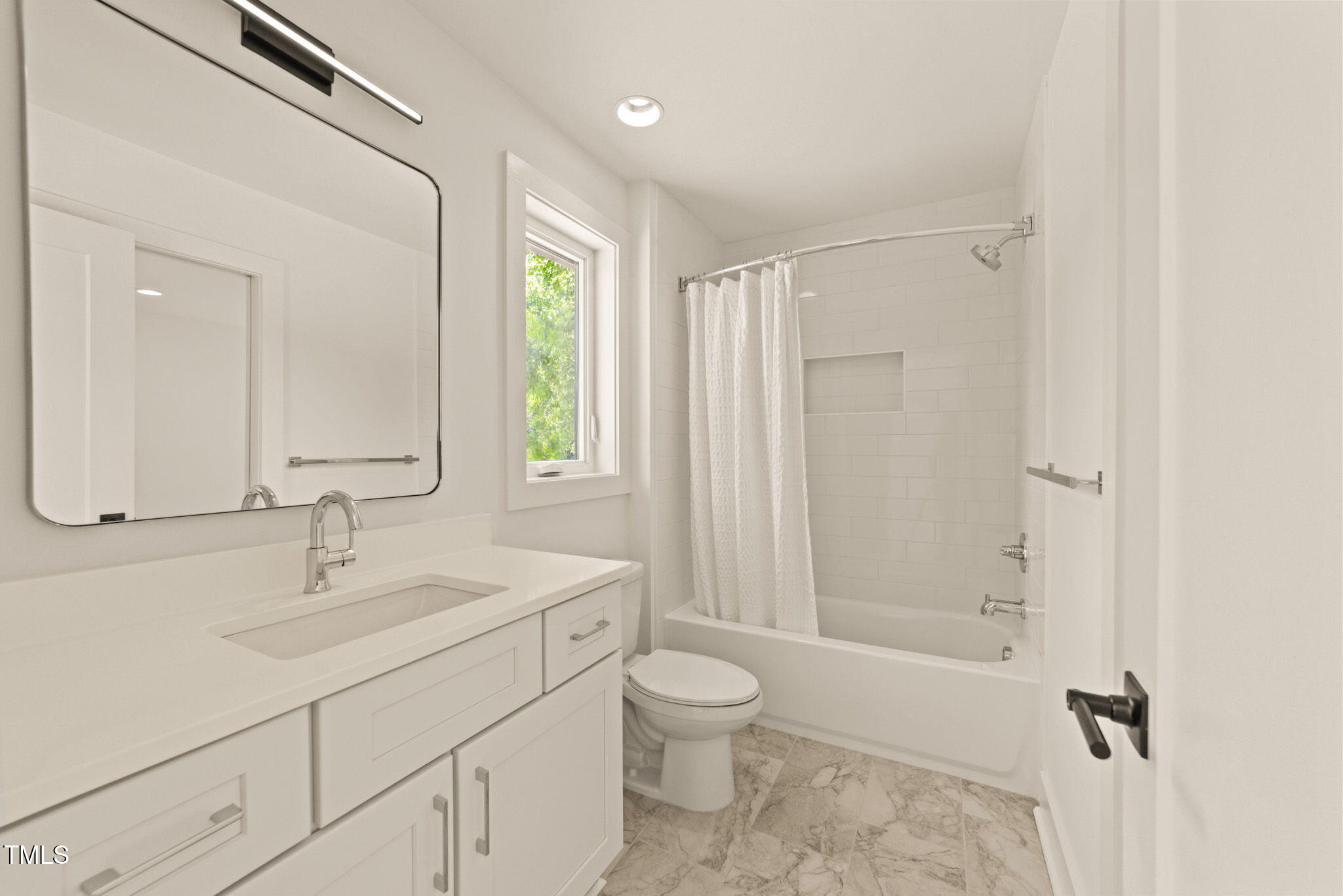 528 Bragg Street Property Photo 54