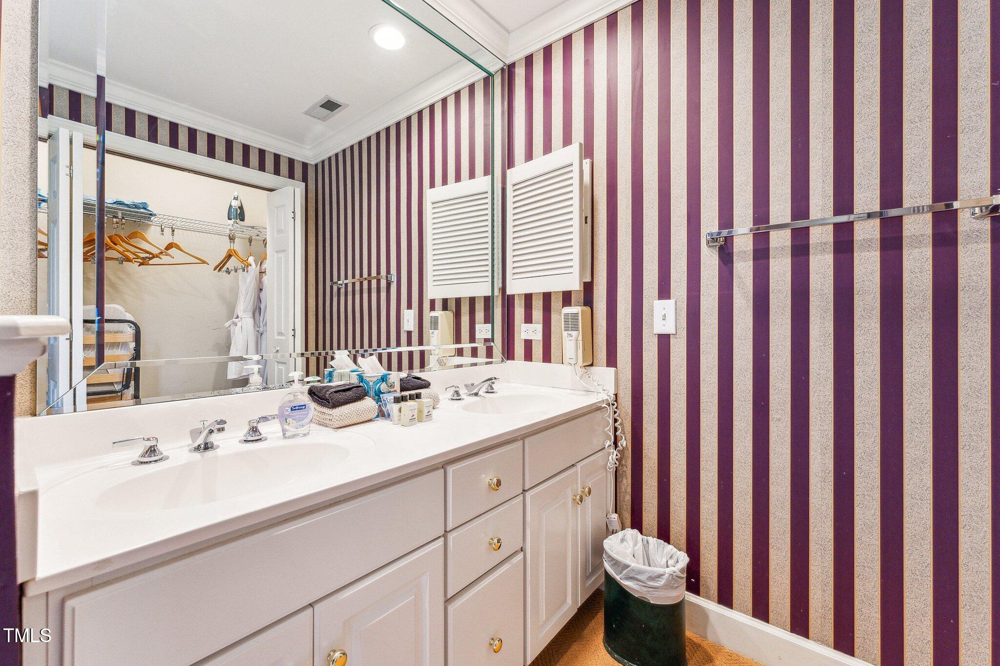 11477 Club Drive Property Photo 20