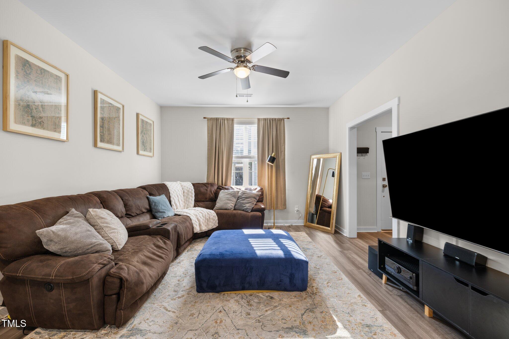 820 Laurel Gate Drive Property Photo 5