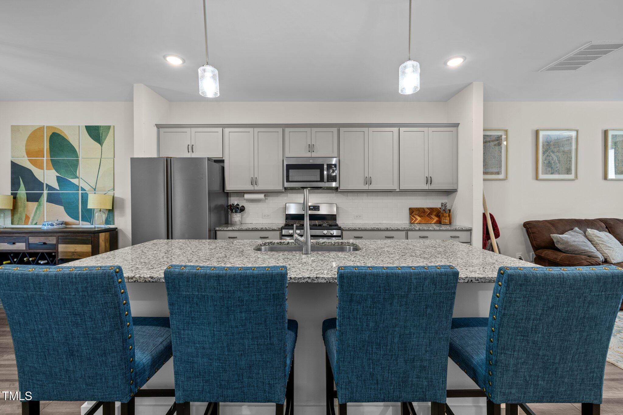 820 Laurel Gate Drive Property Photo 7