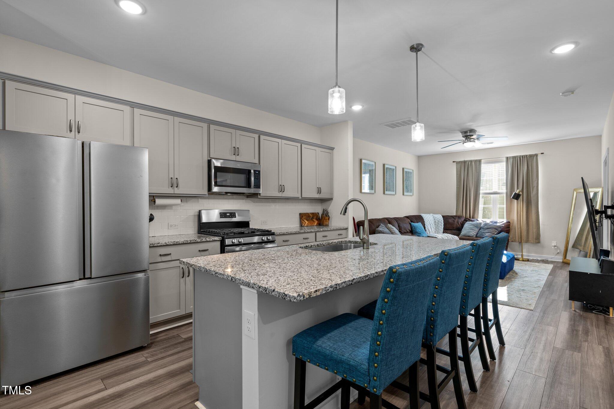 820 Laurel Gate Drive Property Photo 8