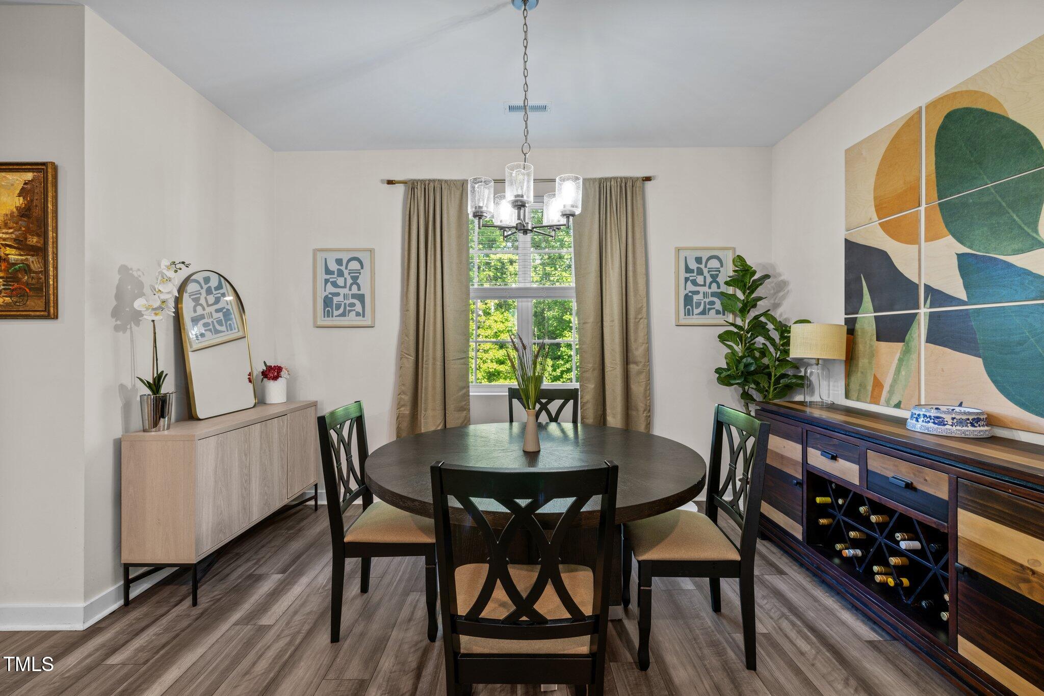 820 Laurel Gate Drive Property Photo 9