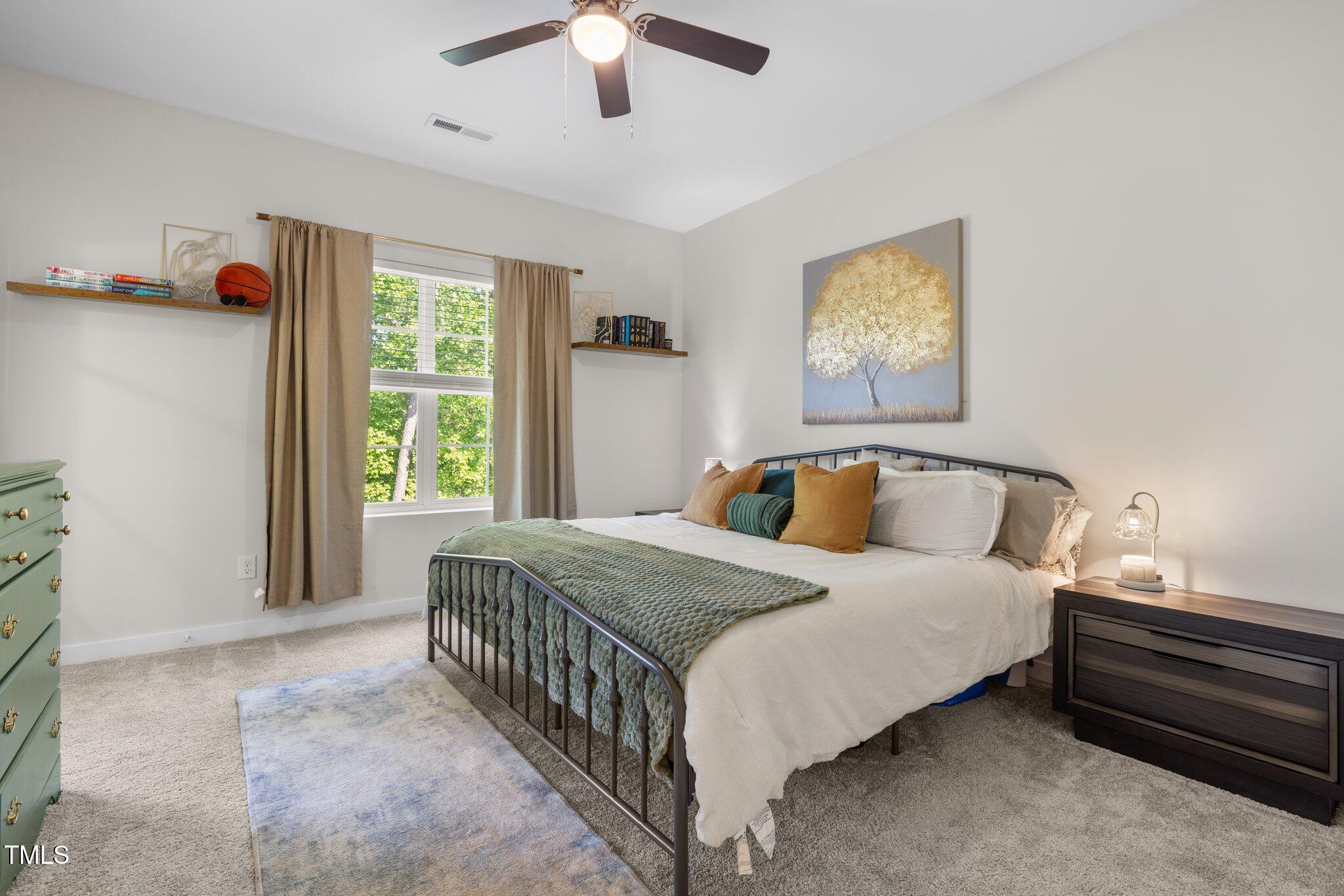 820 Laurel Gate Drive Property Photo 12