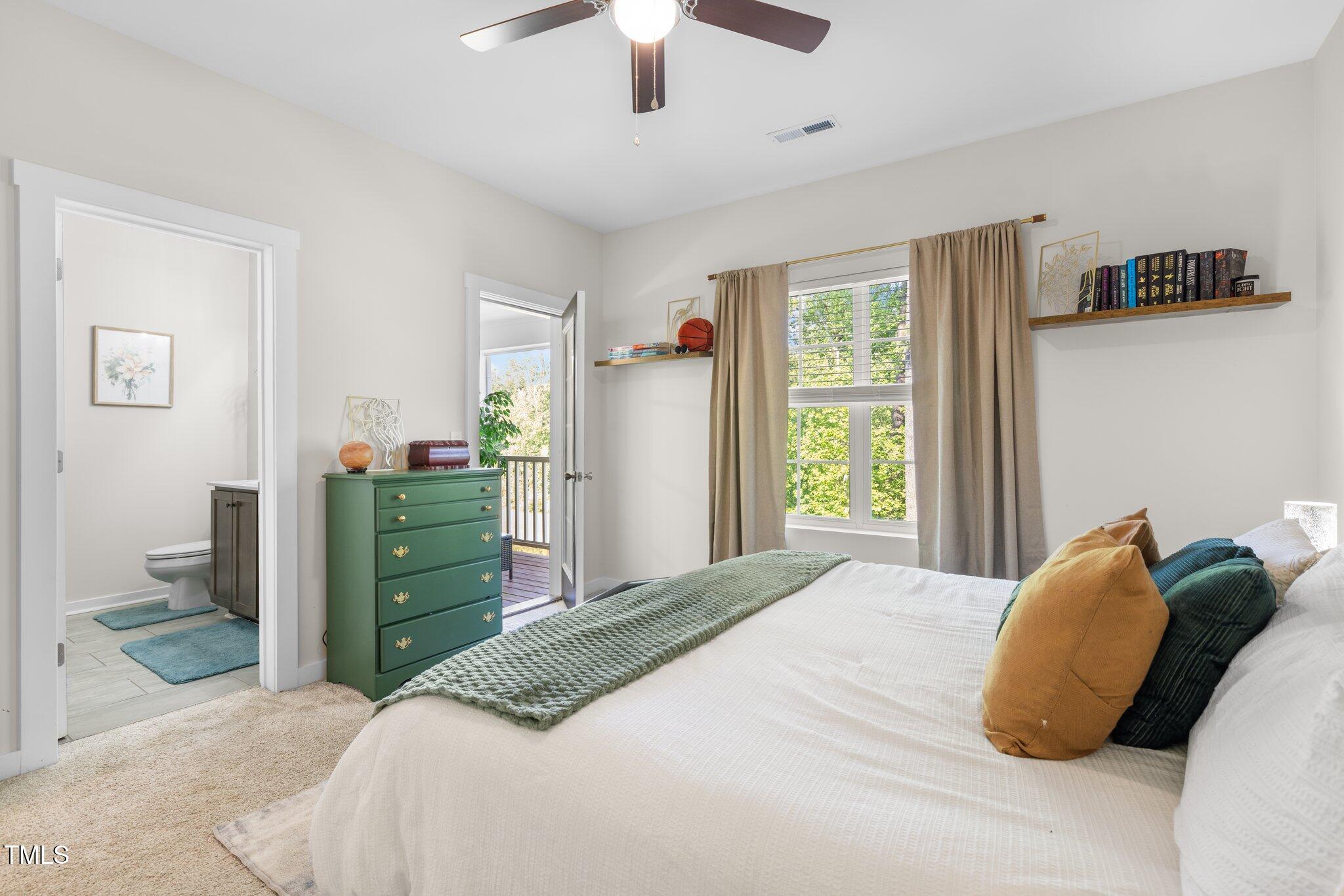 820 Laurel Gate Drive Property Photo 13