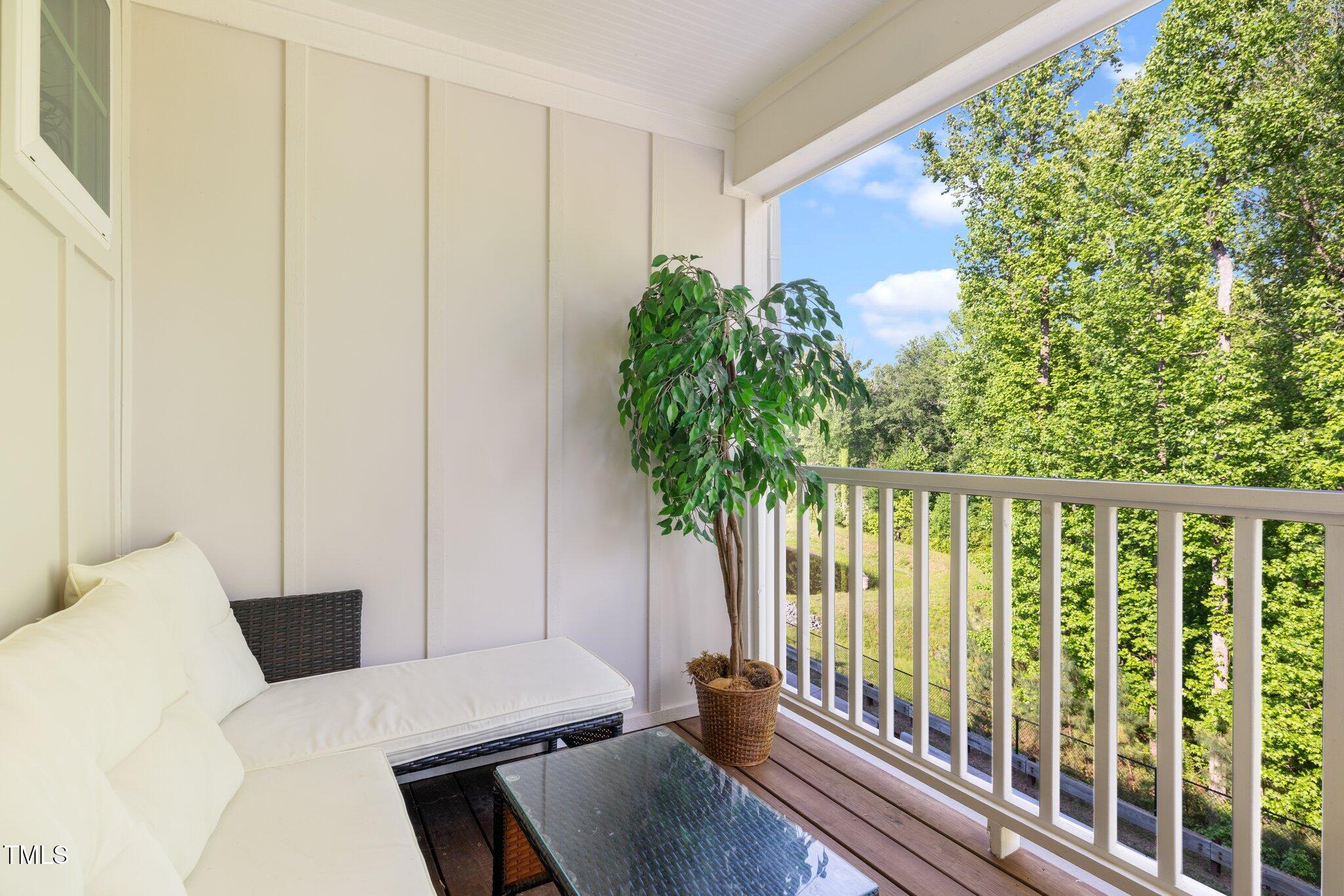 820 Laurel Gate Drive Property Photo 16