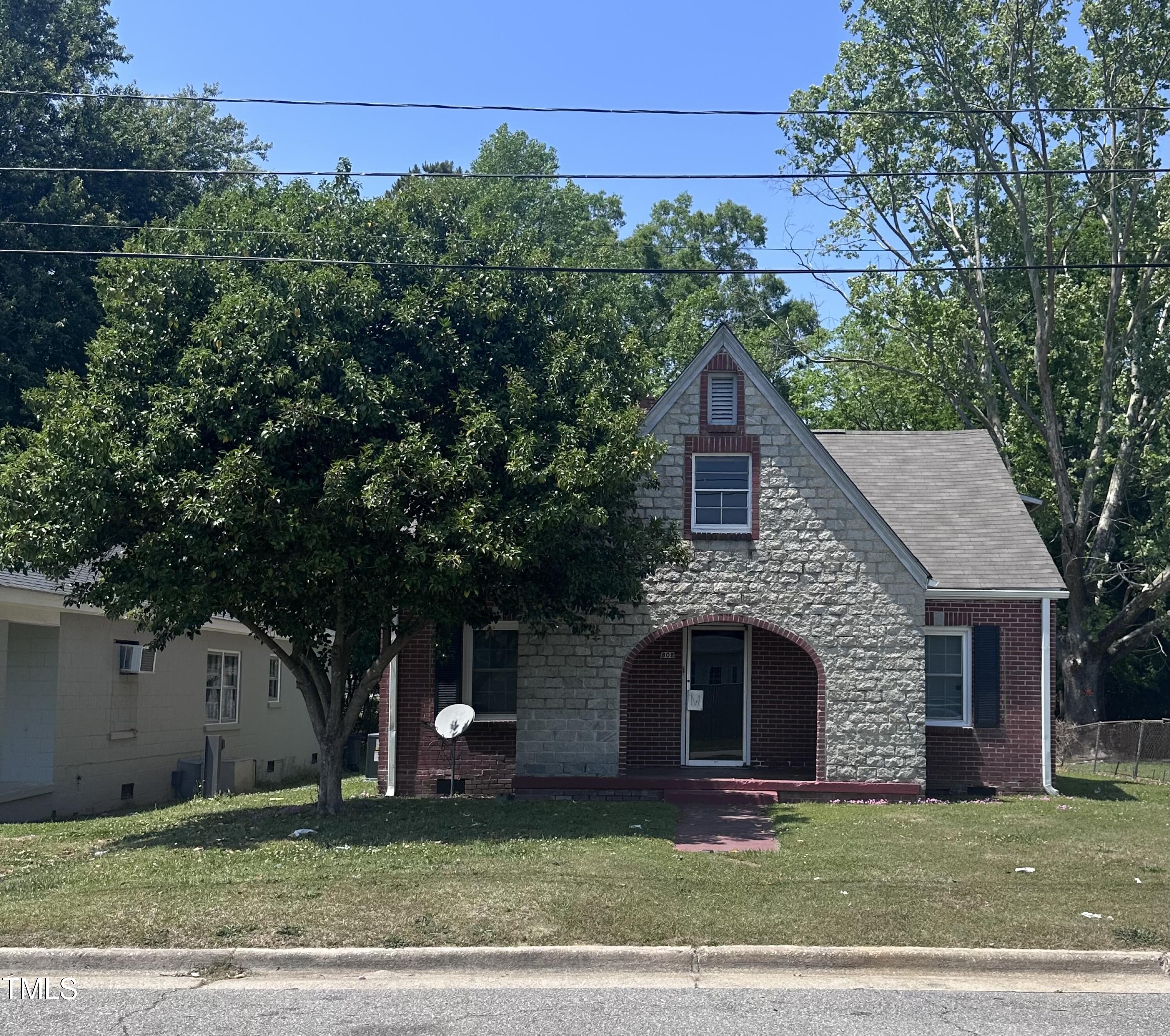 808 Belvedere Street Property Photo