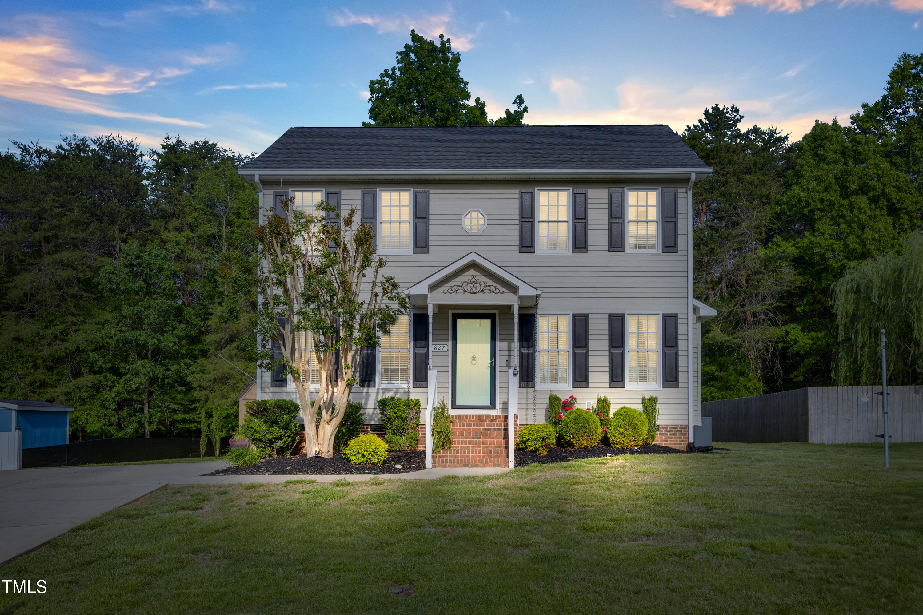 827 Lockesley Lane Property Photo