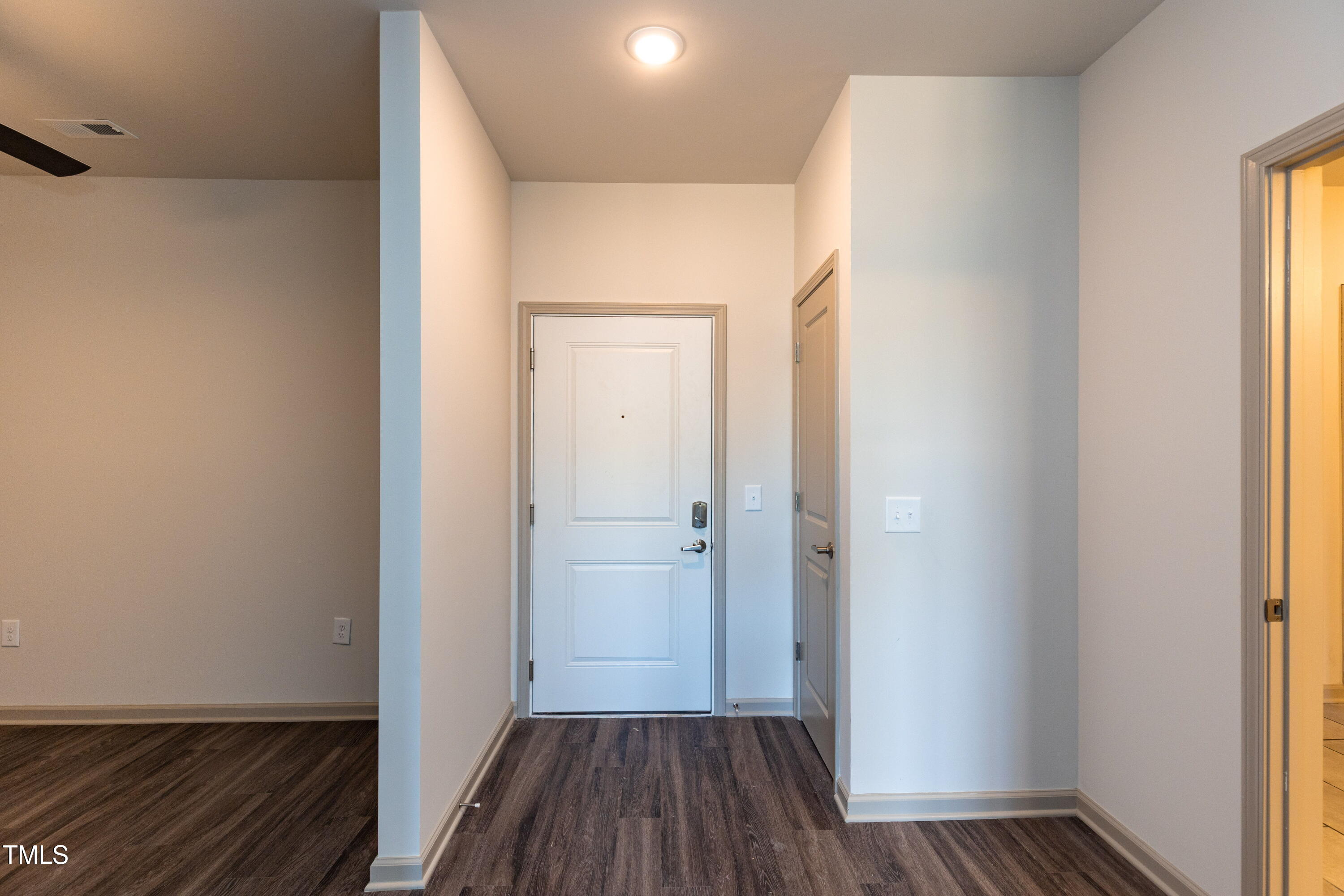 2205 Gathering Square Court Property Photo 9