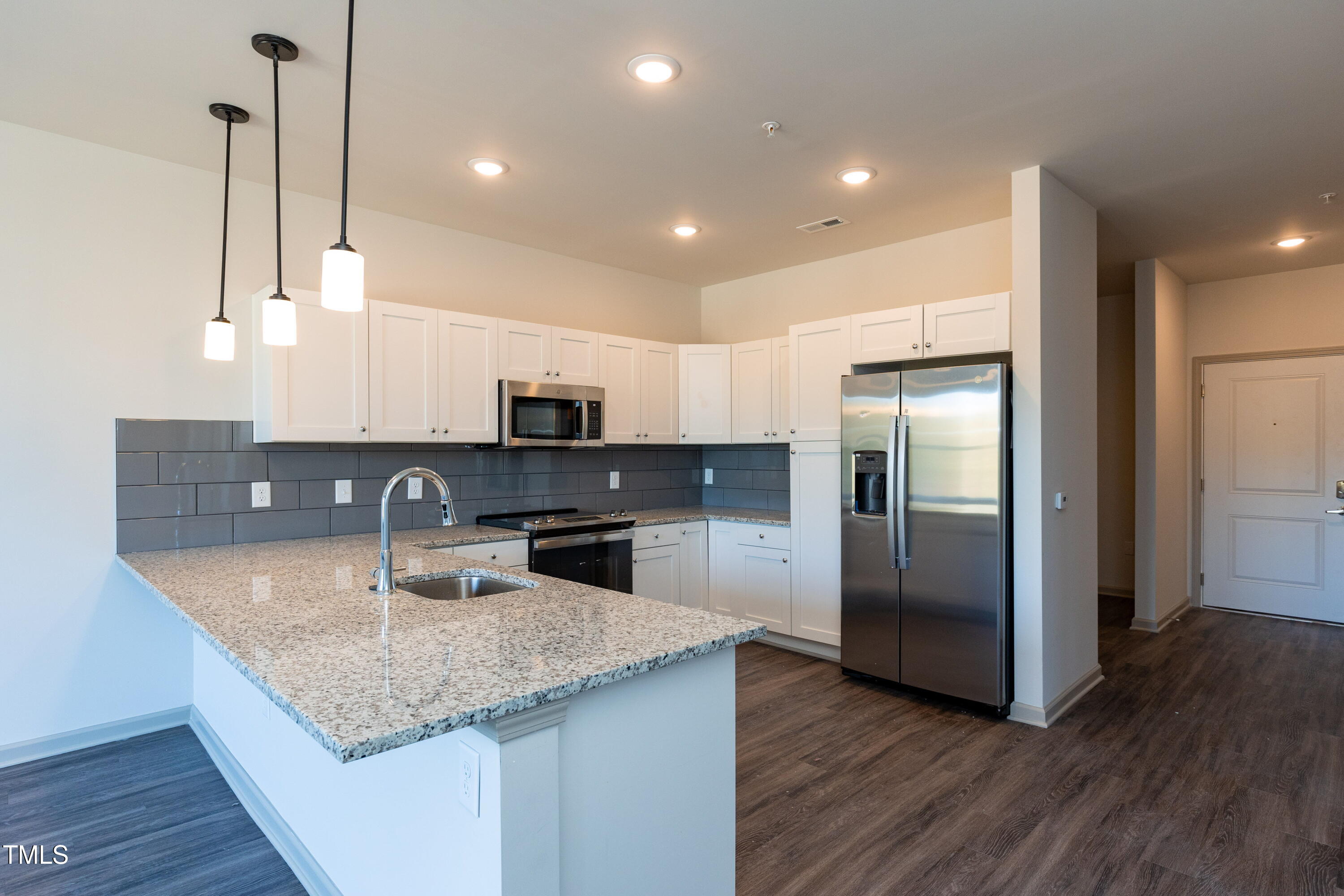 2205 Gathering Square Court Property Photo 11