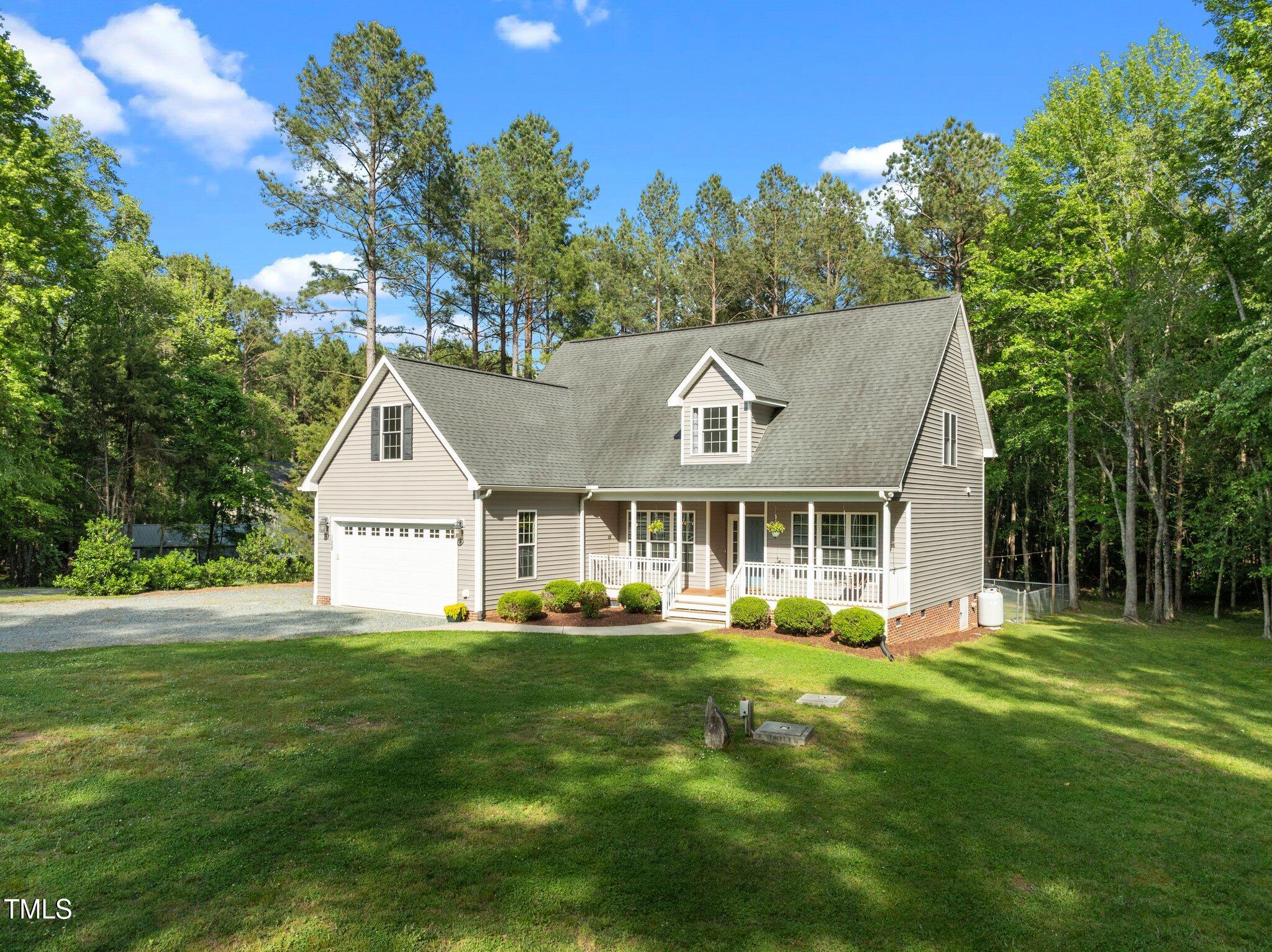 128 Madison Court Property Photo