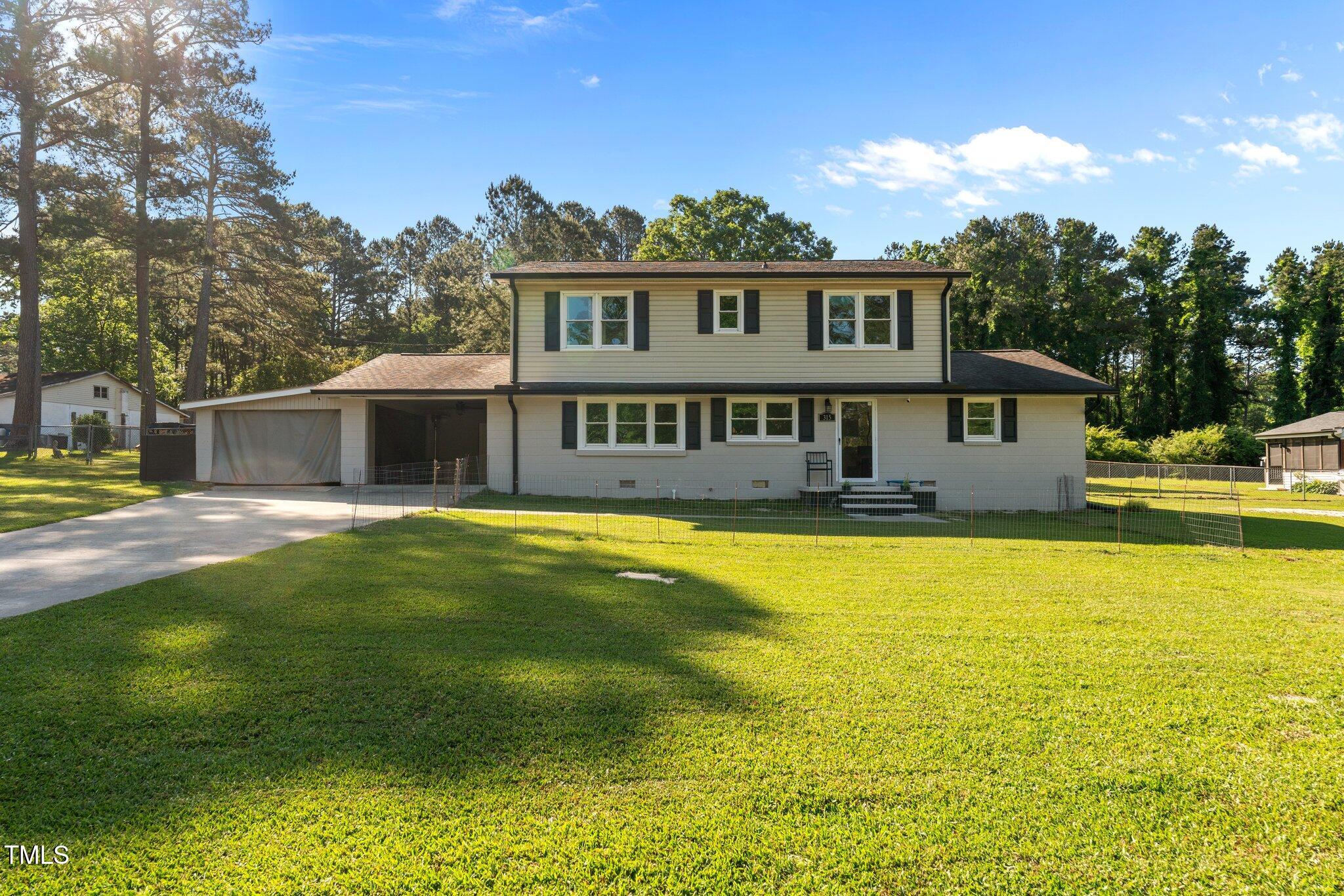 315 Smith Street Property Photo 4