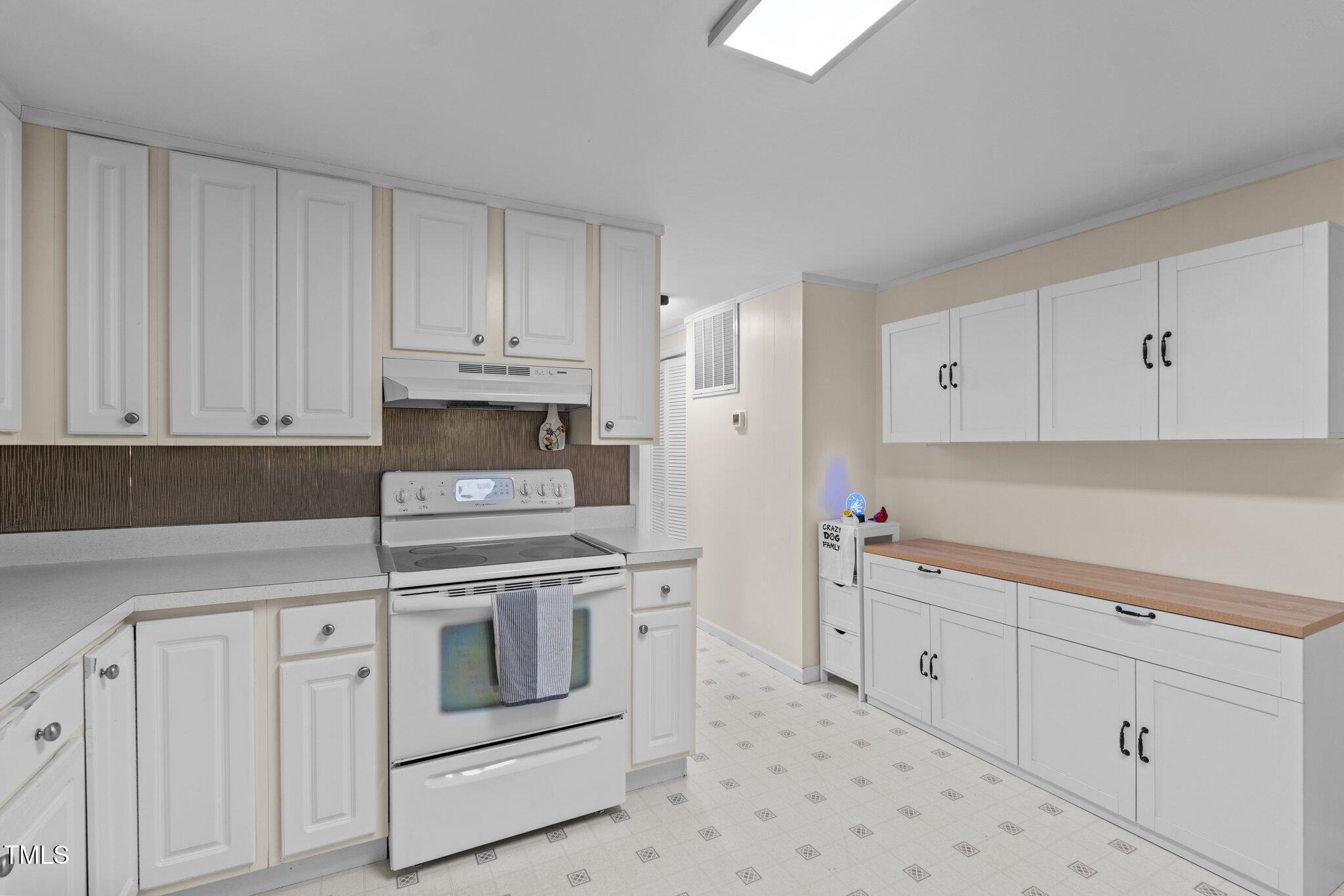 315 Smith Street Property Photo 14