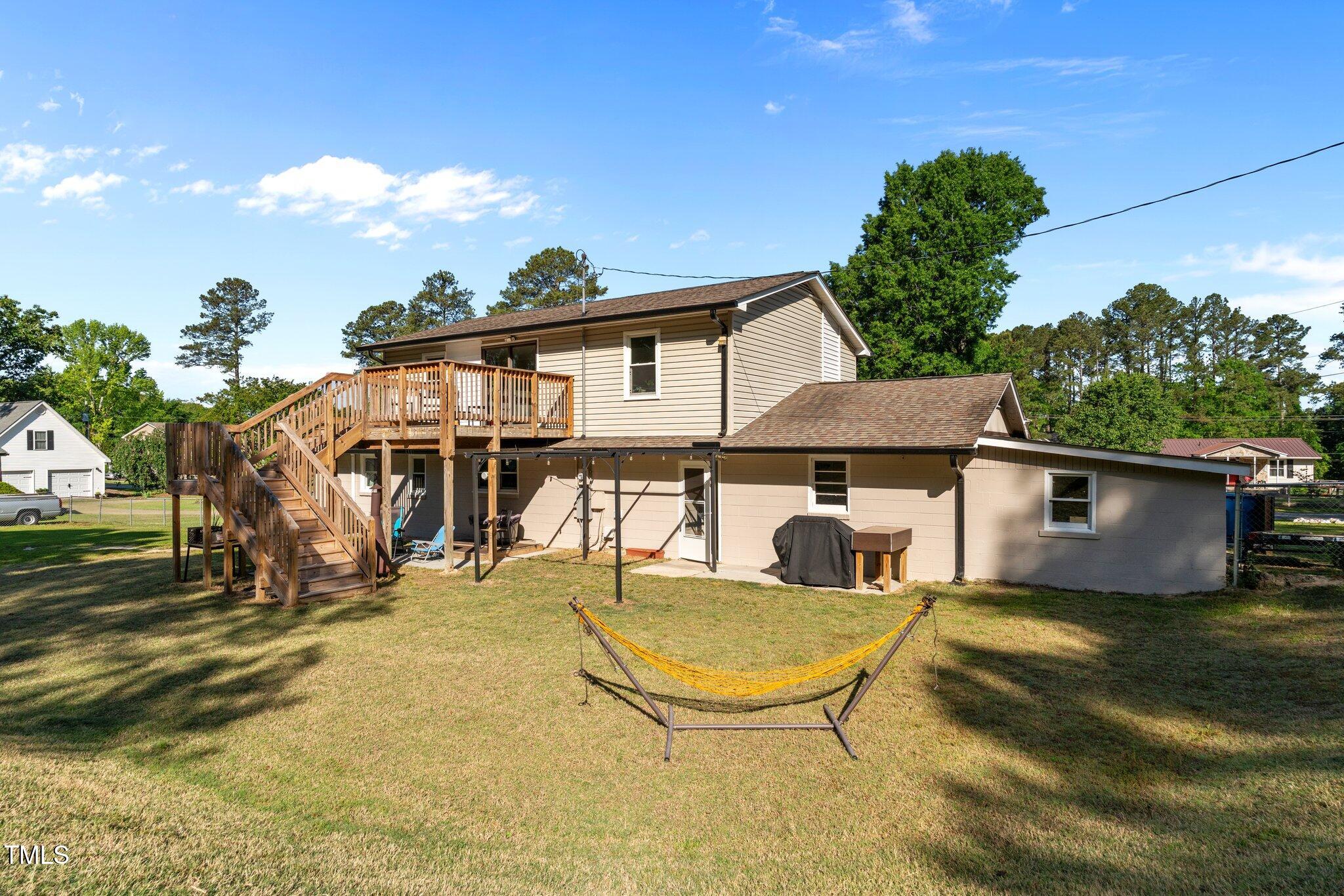 315 Smith Street Property Photo 36