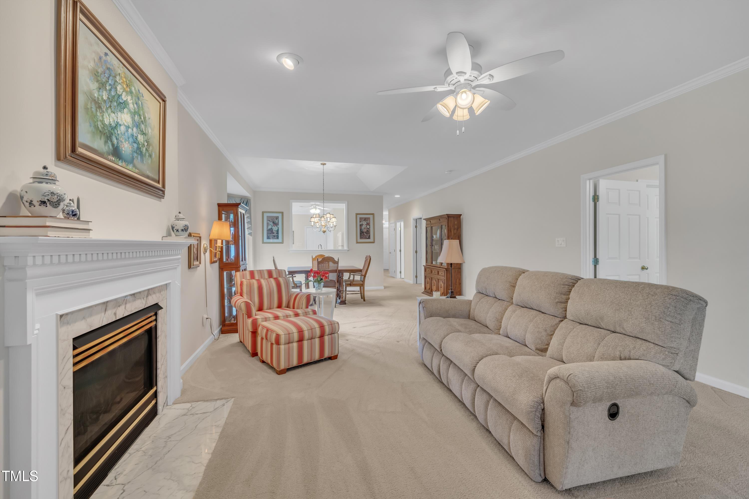 1933 Castle Pines Drive Property Photo 19