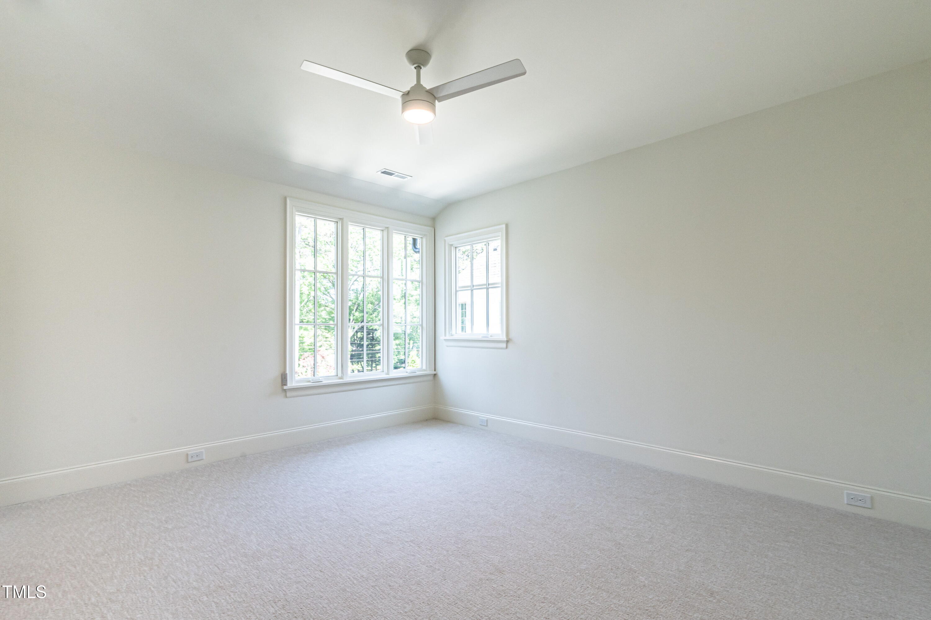 1222 Duplin Road Property Photo 23