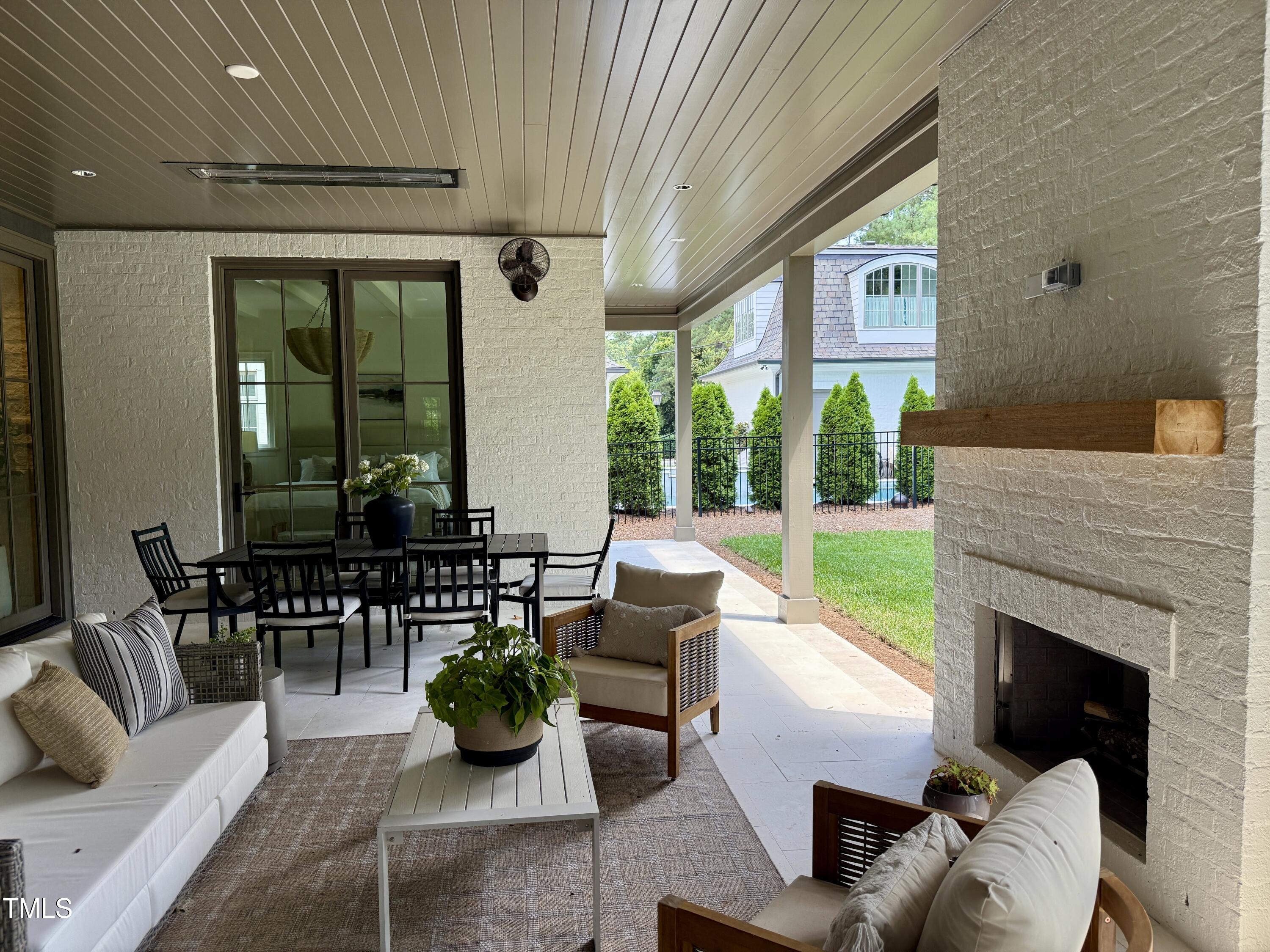 1222 Duplin Road Property Photo 32