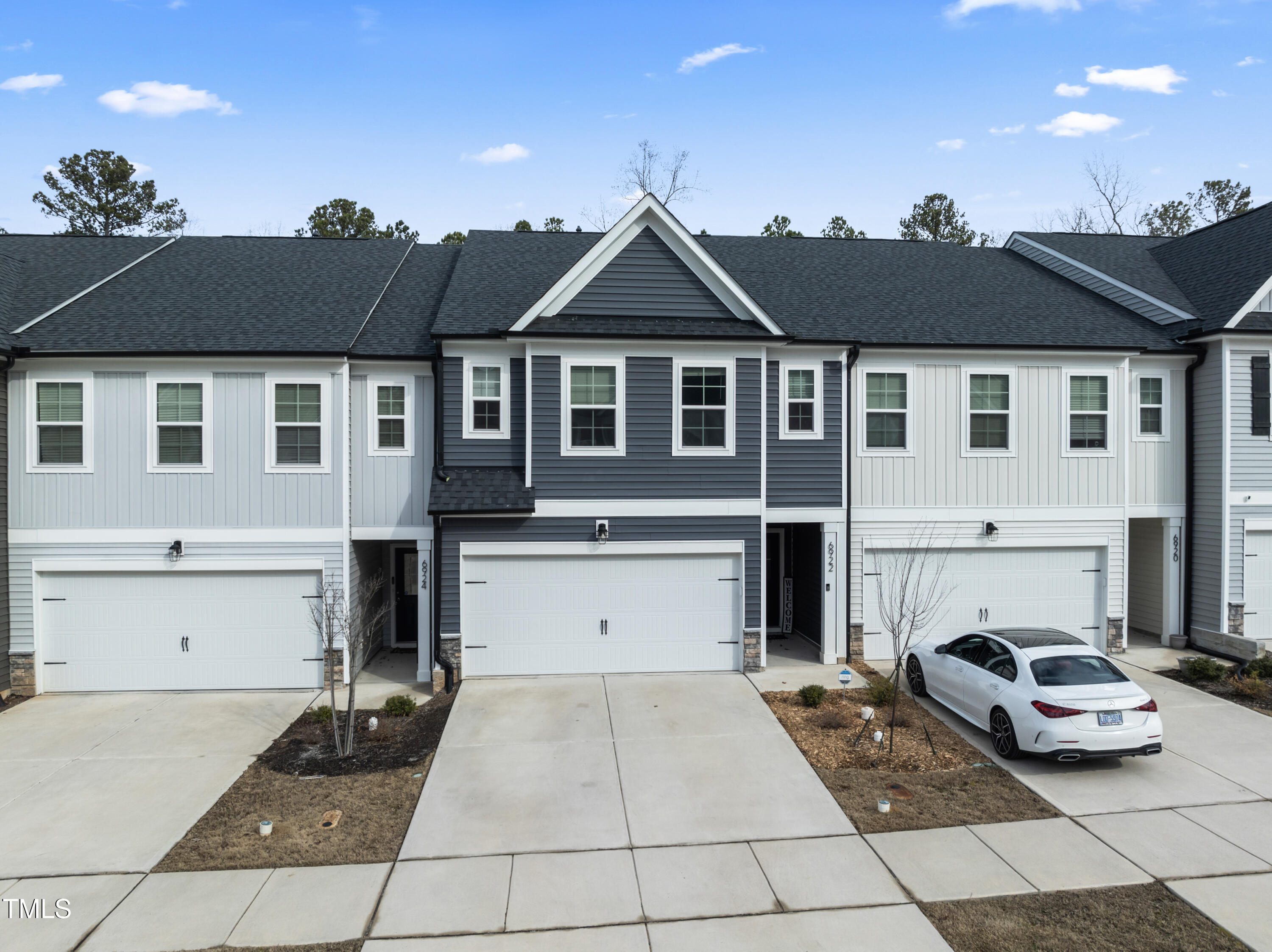 6922 Doddridge Lane Property Photo 1