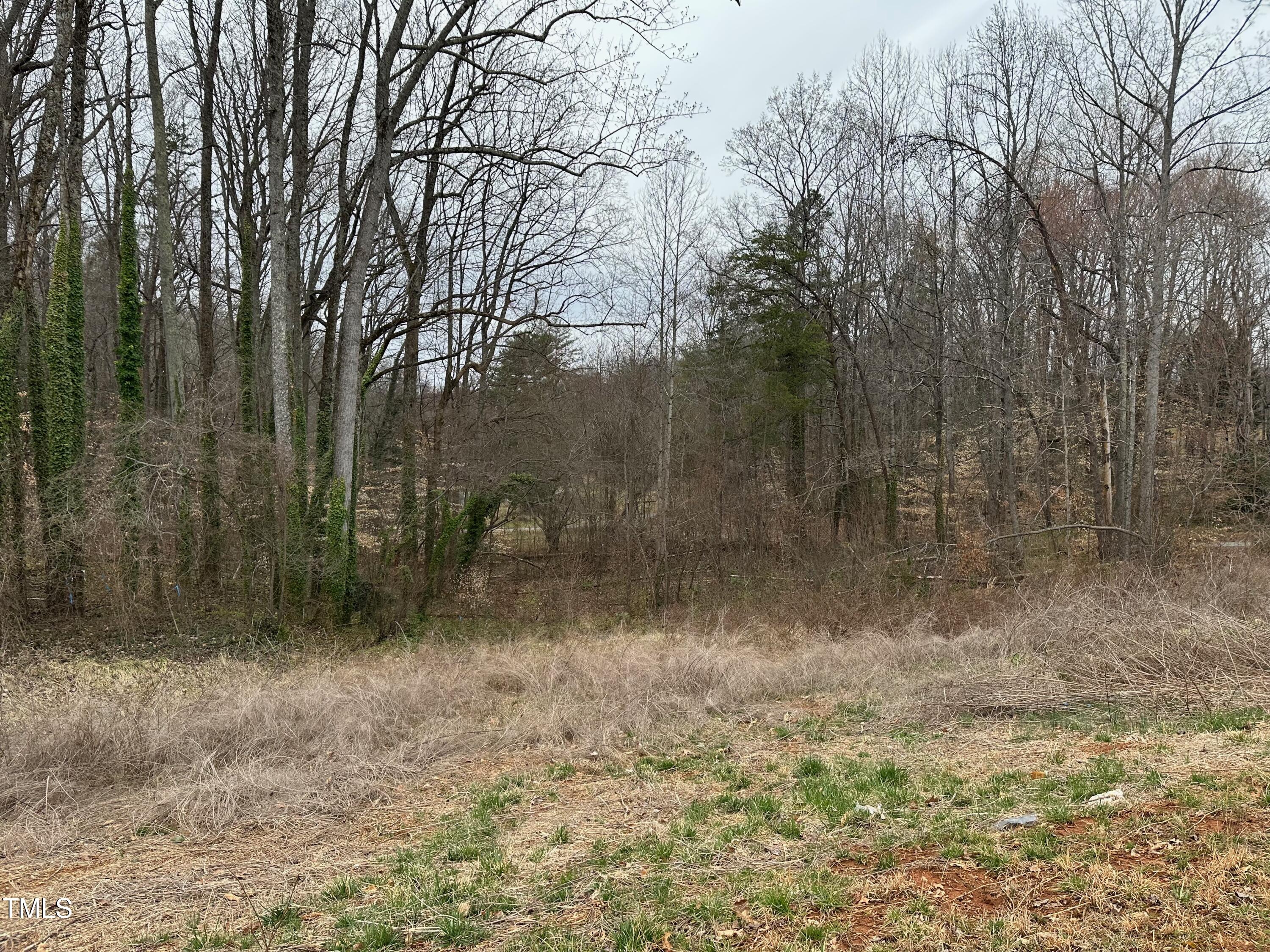 00 University Parkway Property Photo 3