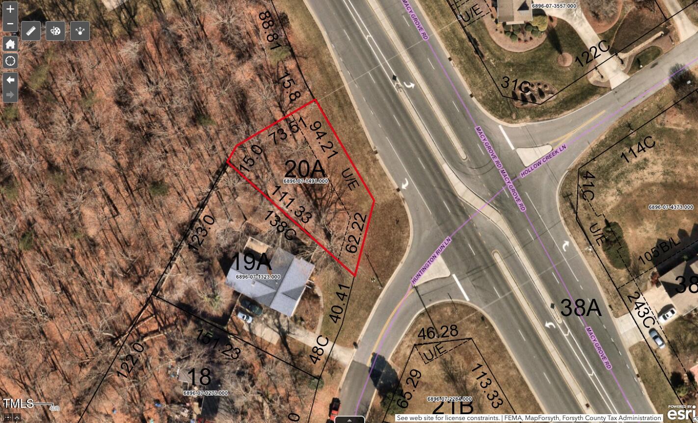 999 Huntington Run Lane Property Photo 1
